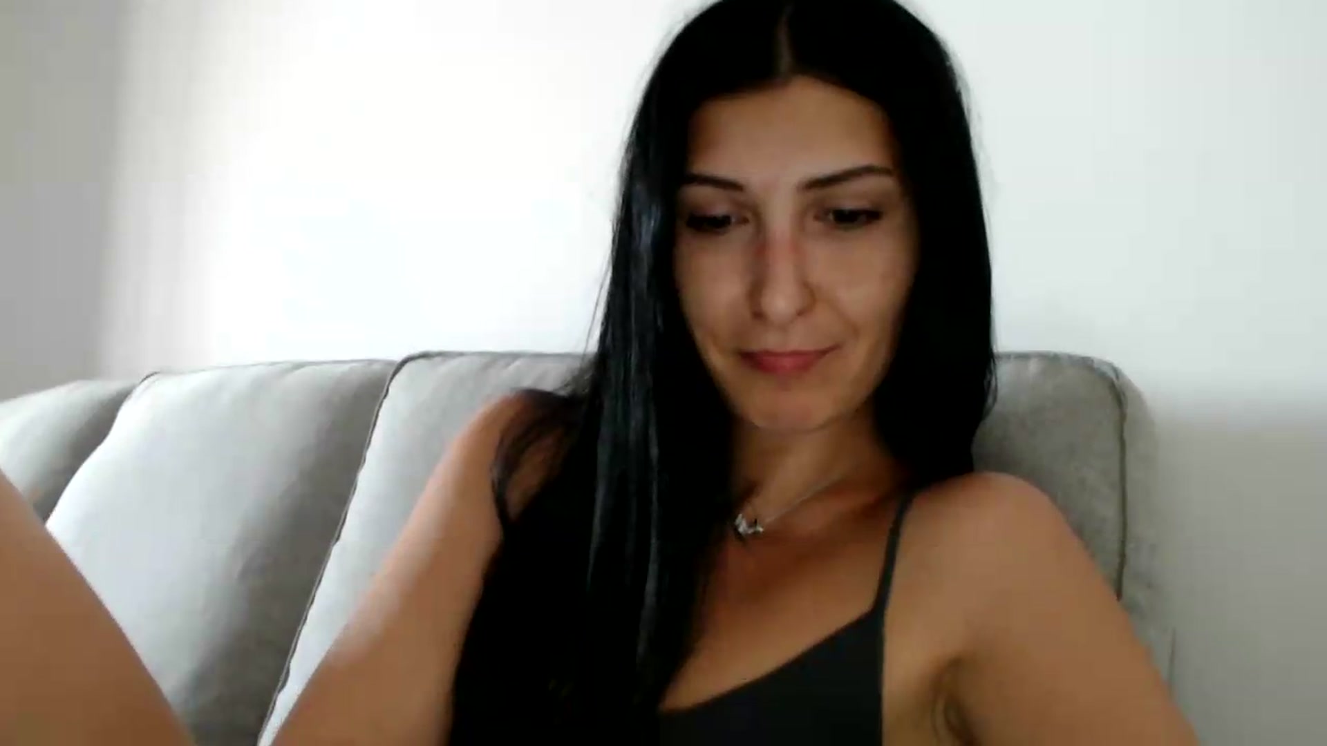Gallery image thumbnail from ReyInna's myfreecams stream on, 06/19/2026, 11:03 image 16 of 20