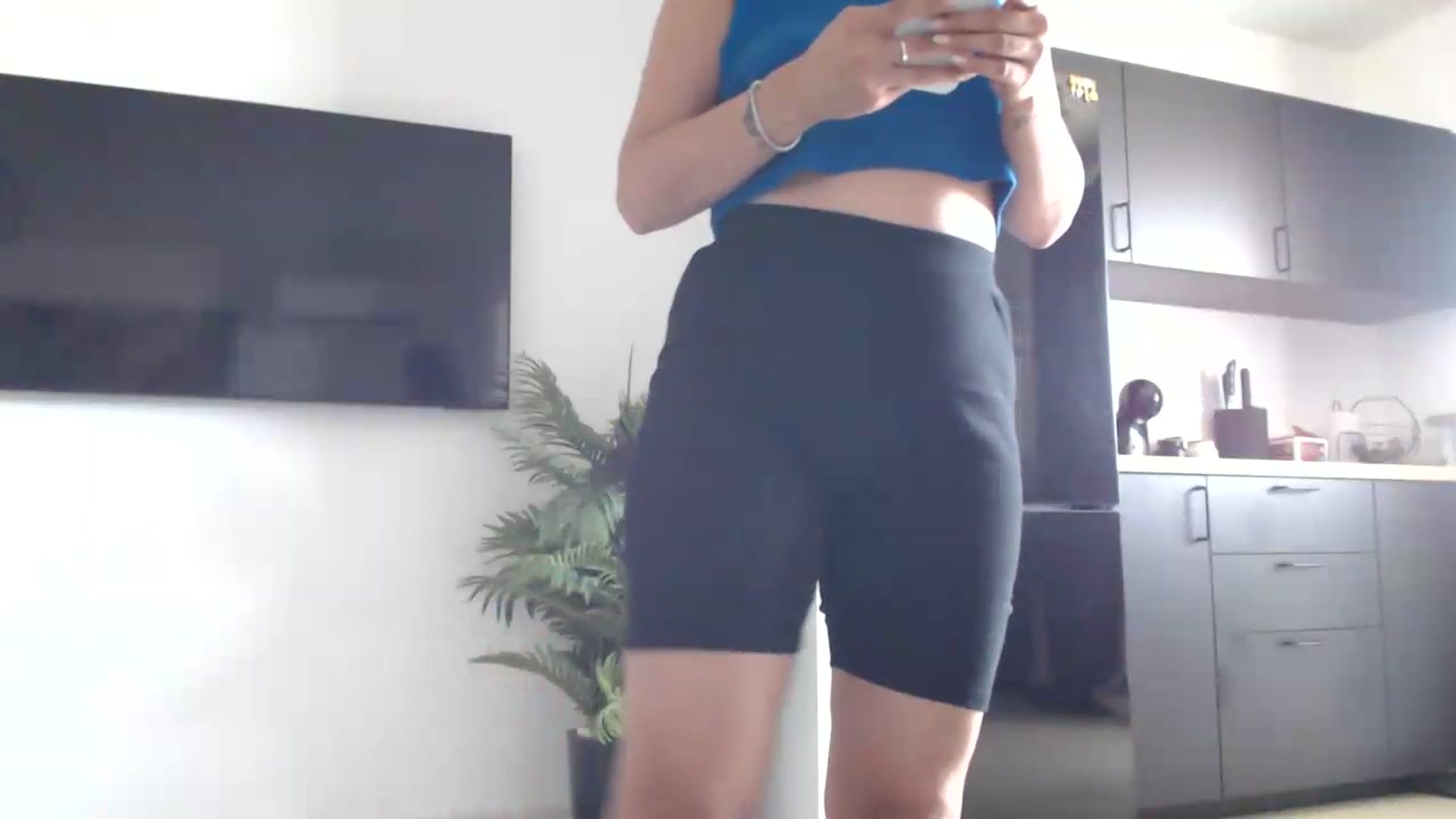 Gallery image thumbnail from ReyInna's myfreecams stream on, 06/27/2026, 09:21 image 19 of 20