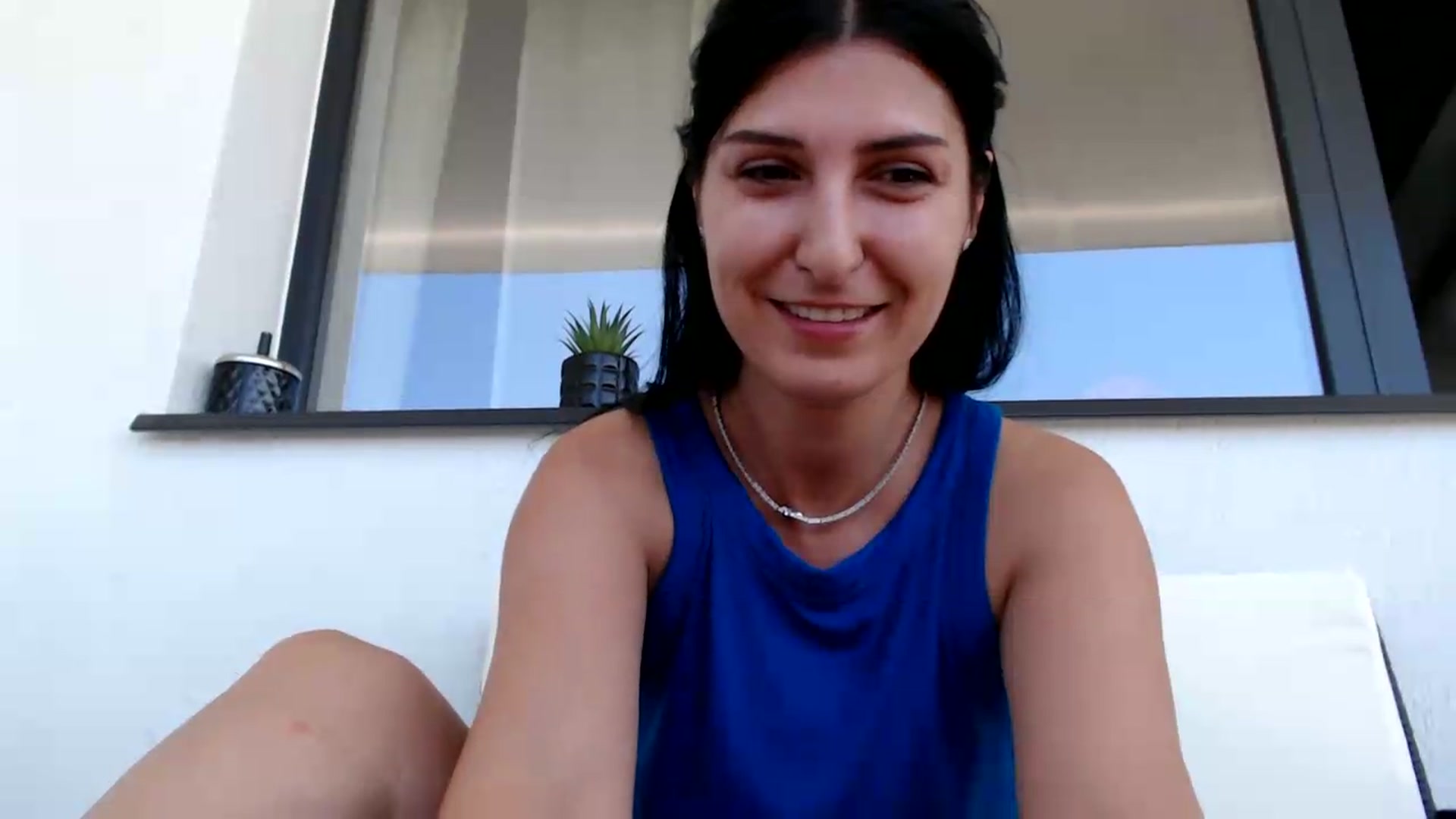 Gallery image thumbnail from ReyInna's myfreecams stream on, 06/27/2026, 09:21 image 15 of 20