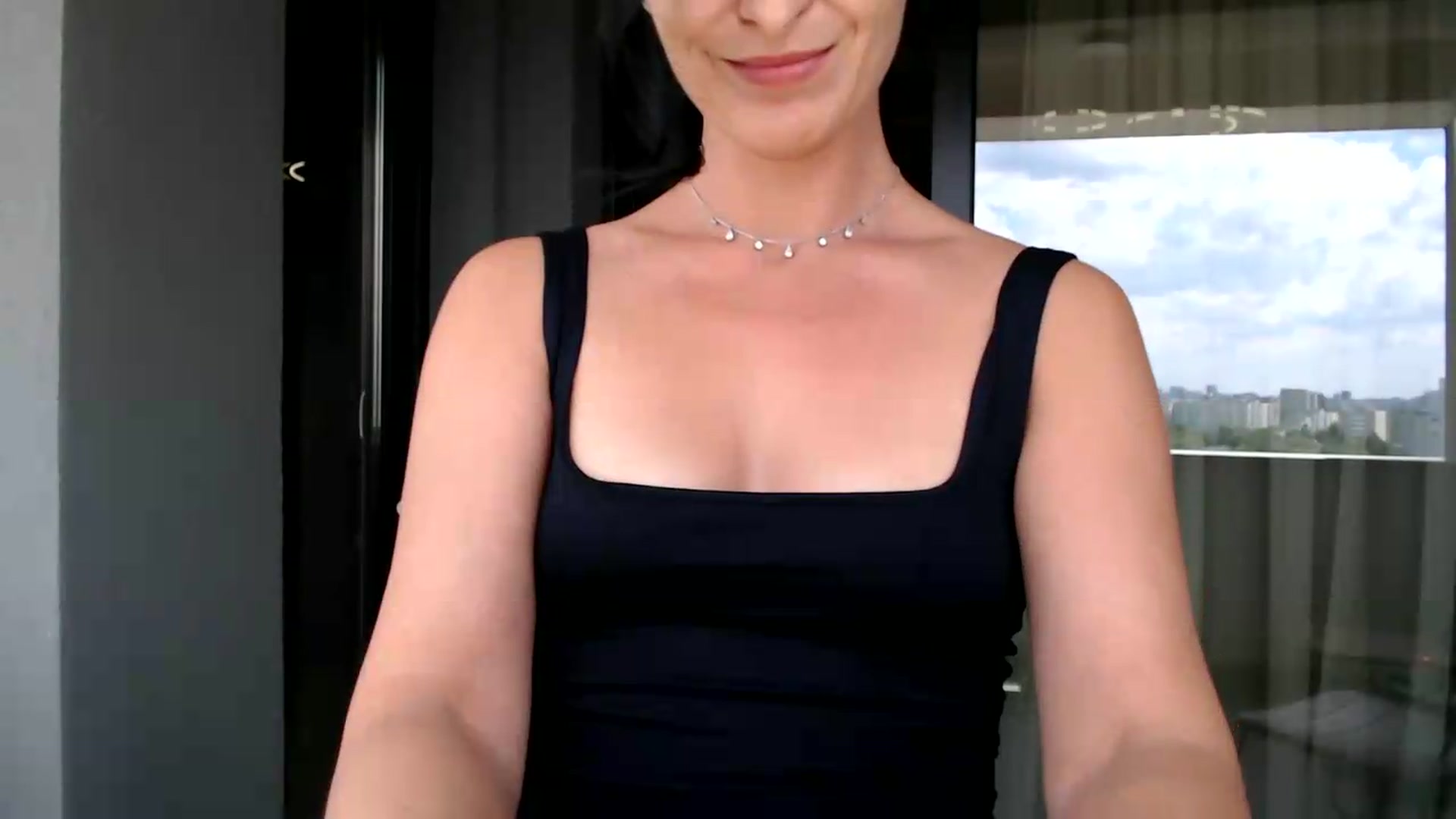 Gallery image thumbnail from ReyInna's myfreecams stream on, 07/09/2026, 13:00 image 4 of 20