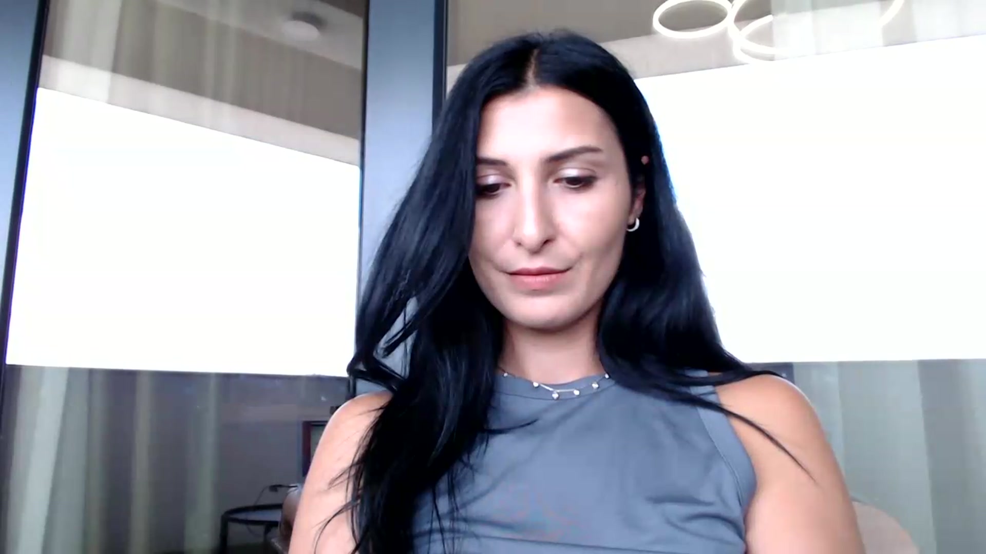 Gallery image thumbnail from ReyInna's myfreecams stream on, 07/10/2026, 11:39 image 12 of 20