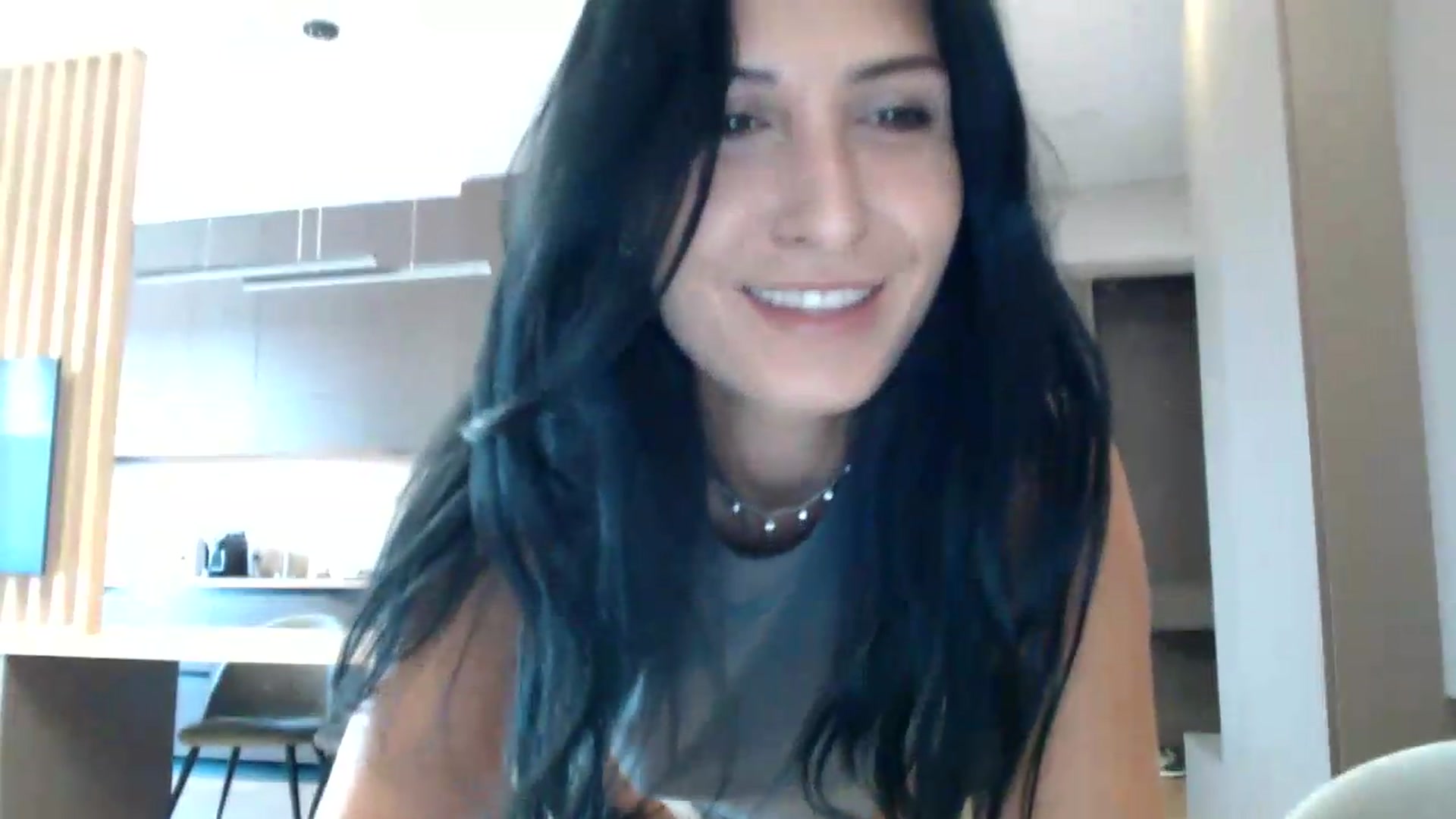 Gallery image thumbnail from ReyInna's myfreecams stream on, 07/10/2026, 11:39 image 7 of 20