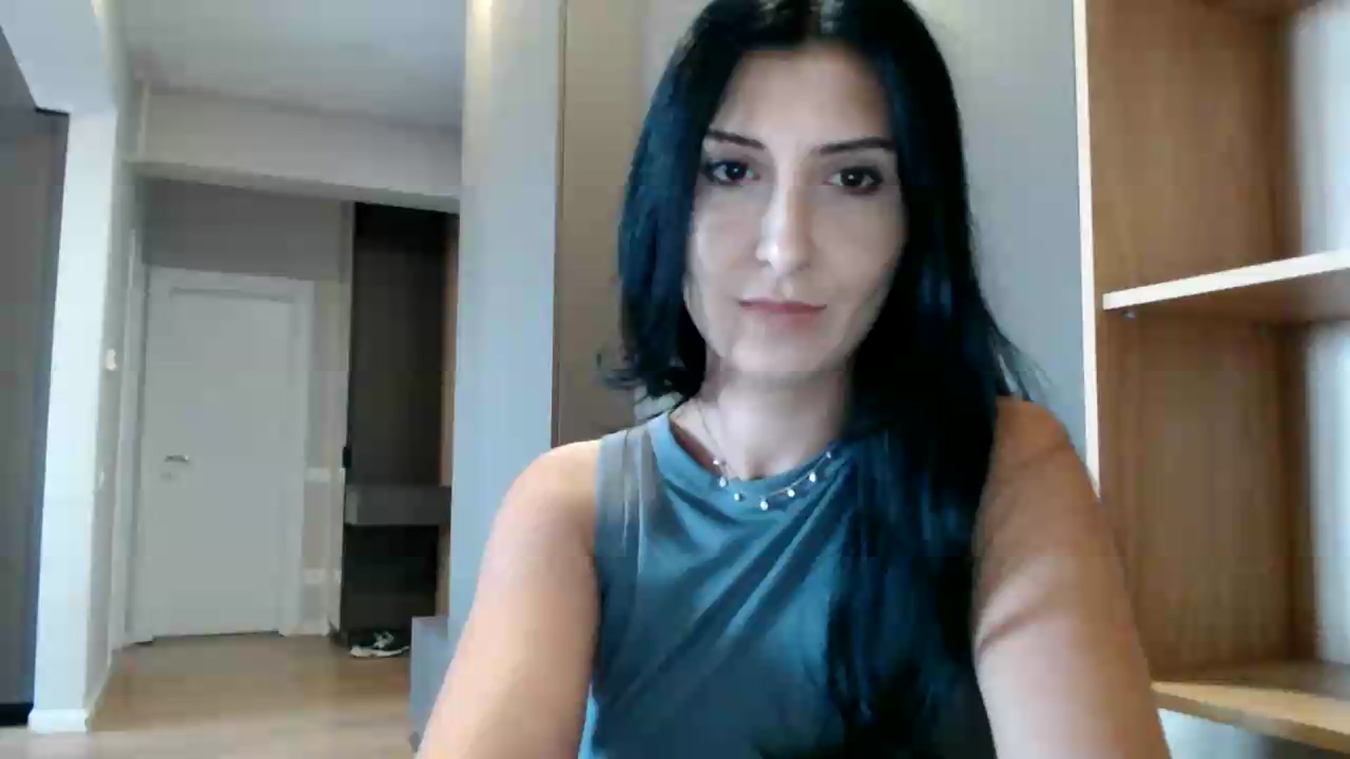 Gallery image thumbnail from ReyInna's myfreecams stream on, 07/10/2026, 11:39 image 1 of 20