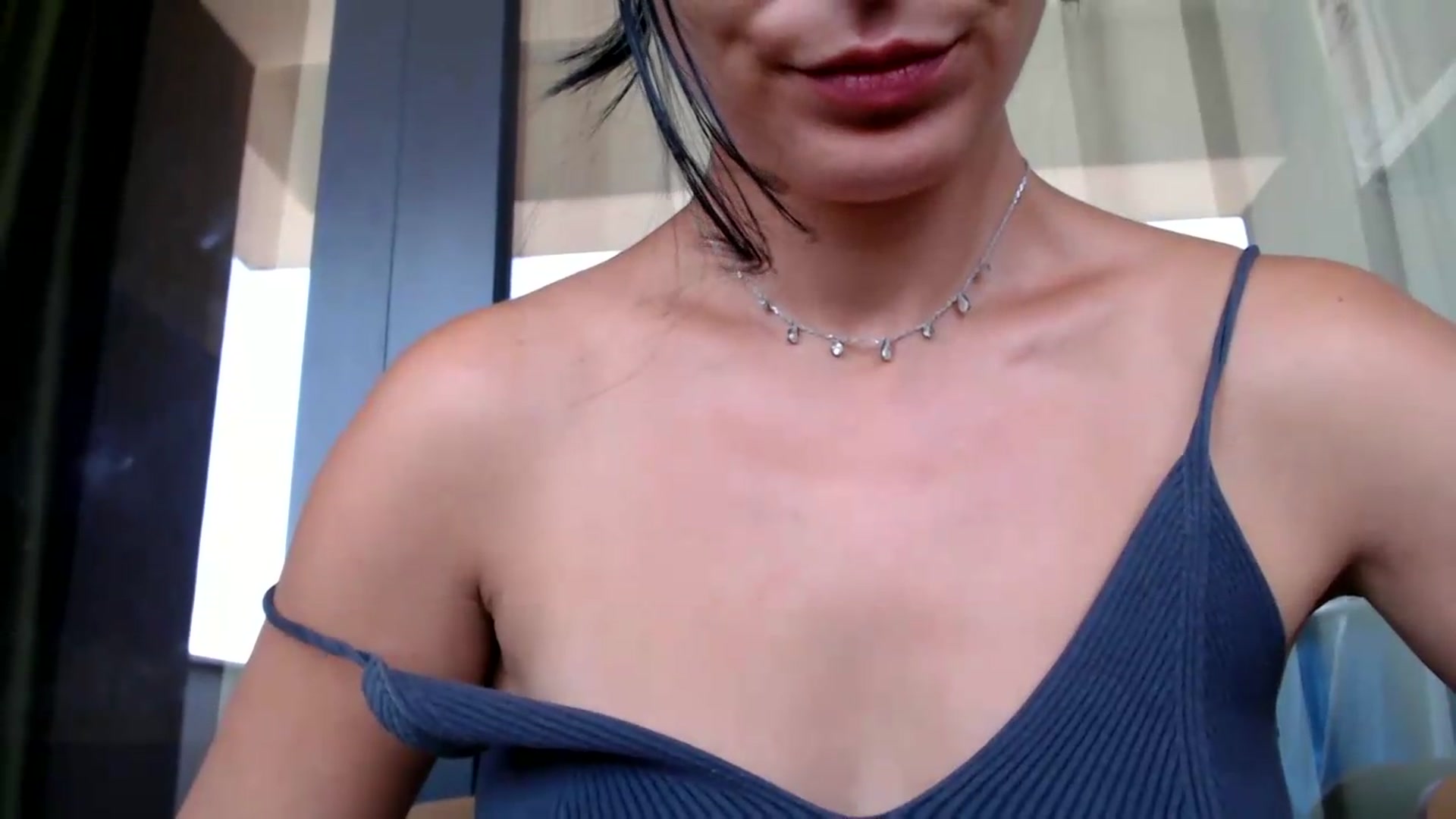 Gallery image thumbnail from ReyInna's myfreecams stream on, 07/11/2026, 09:44 image 14 of 20