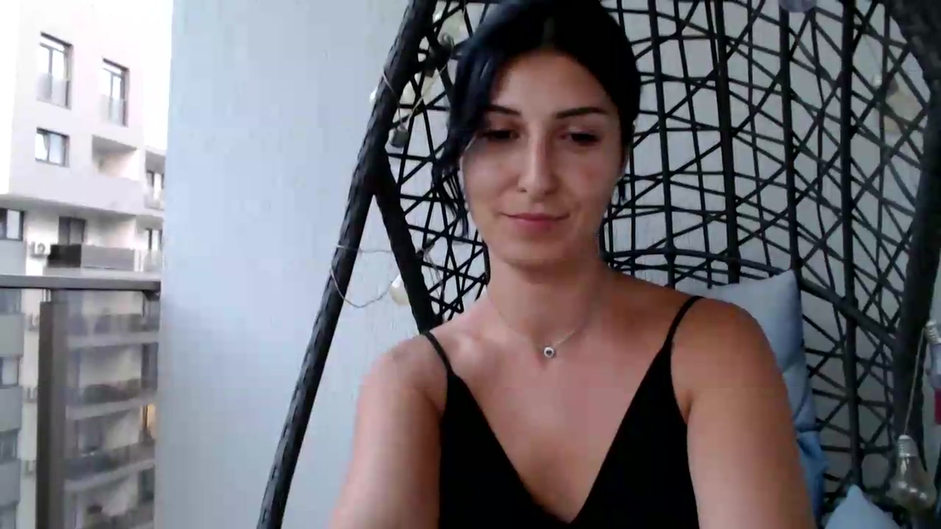 Gallery image thumbnail from ReyInna's myfreecams stream on, 07/17/2026, 18:11 image 6 of 20