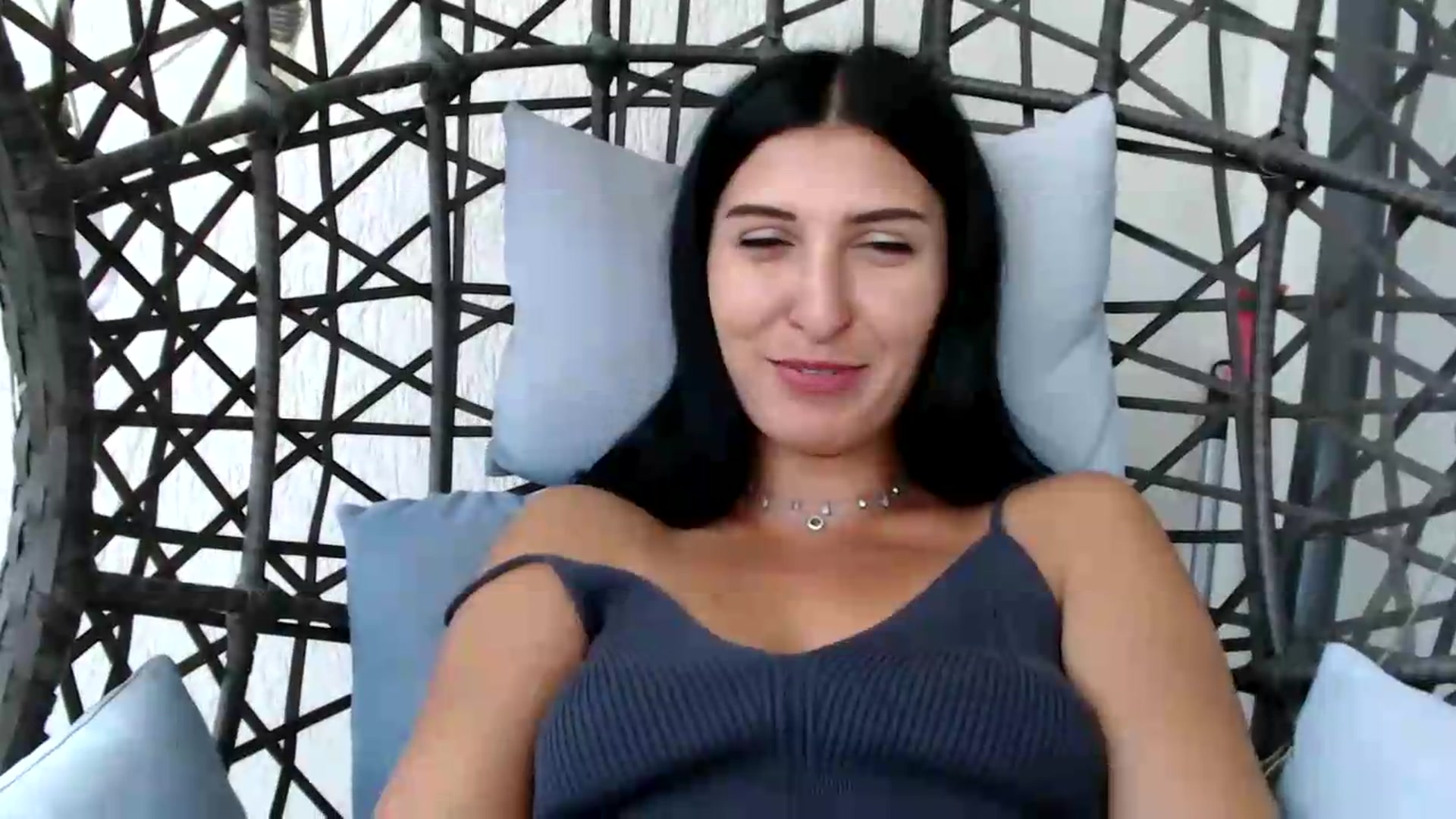 Gallery image thumbnail from ReyInna's myfreecams stream on, 07/19/2026, 11:43 image 10 of 20