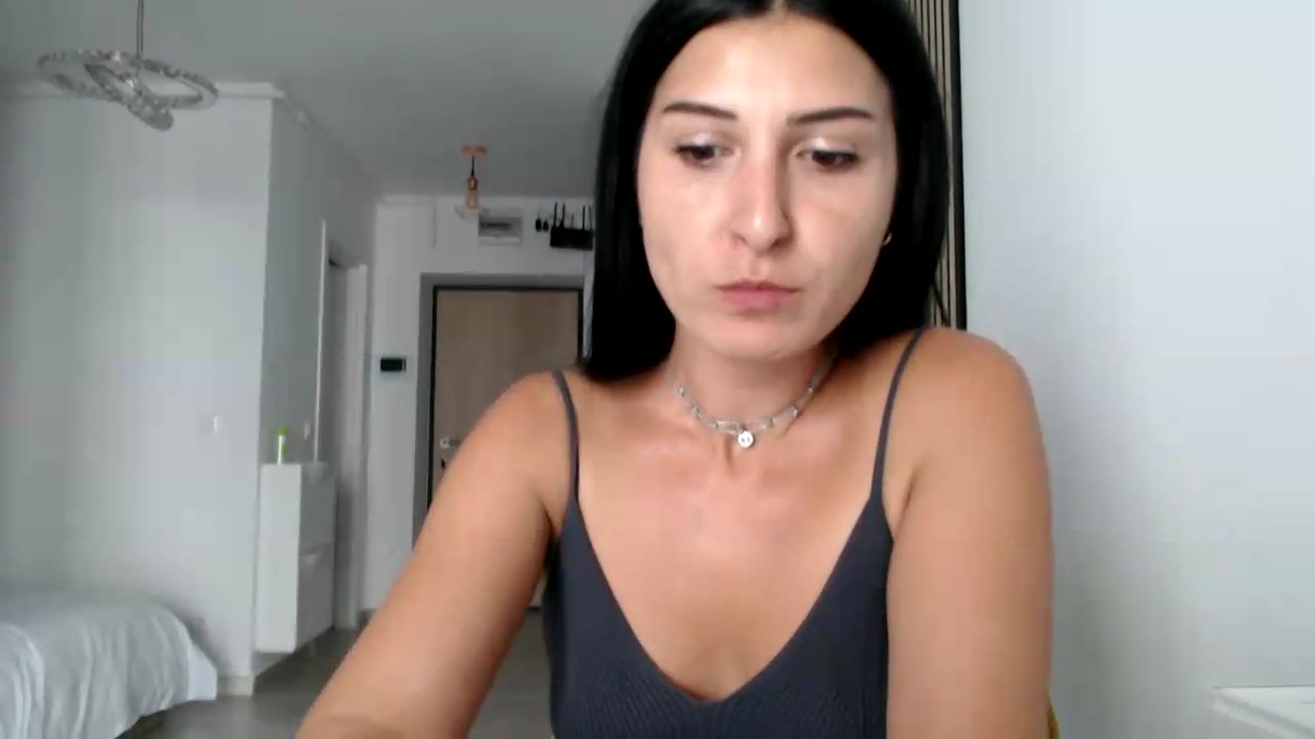 Gallery image thumbnail from ReyInna's myfreecams stream on, 07/19/2026, 15:13 image 6 of 20