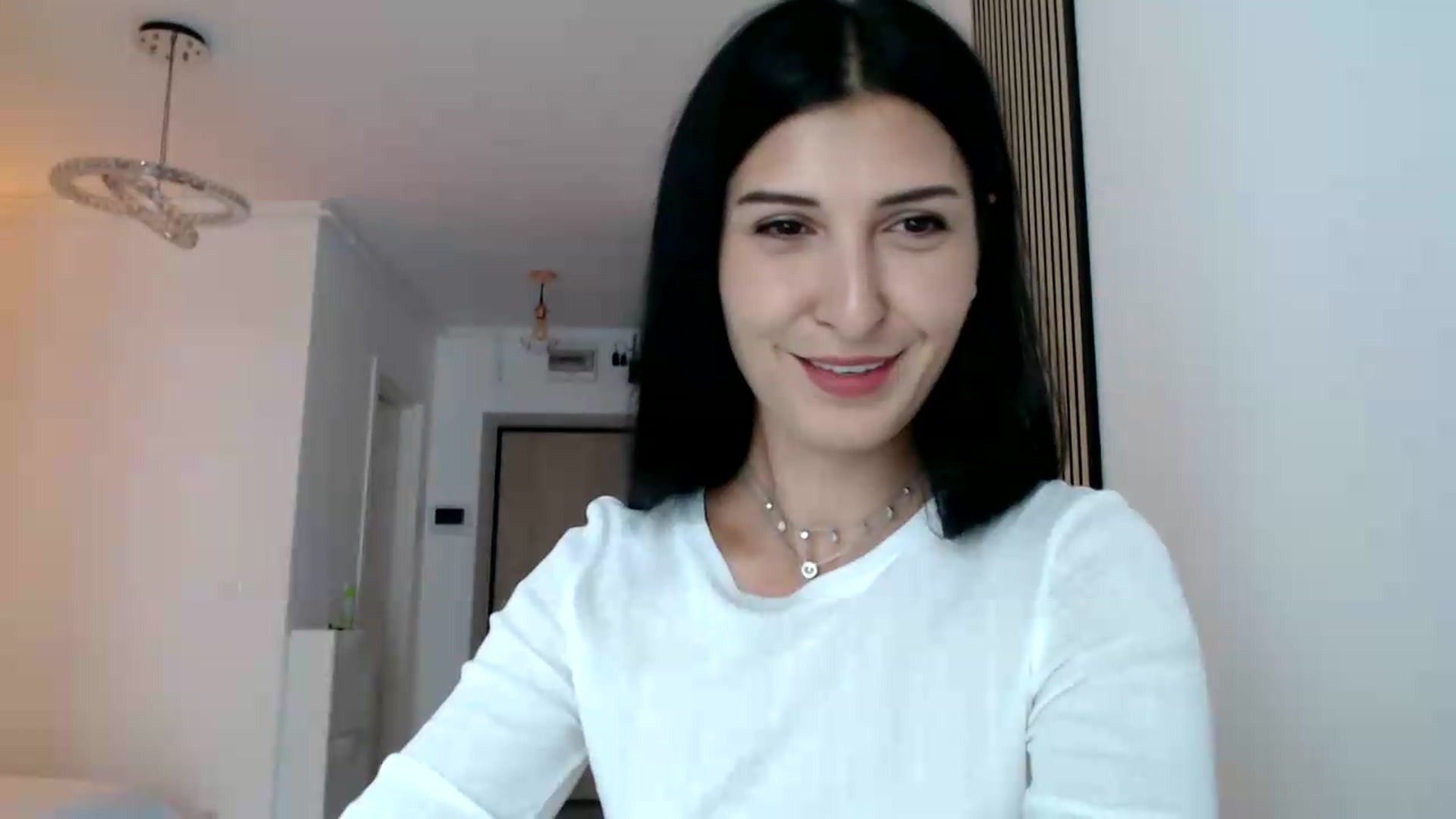 Gallery image thumbnail from ReyInna's myfreecams stream on, 07/22/2026, 08:25 image 9 of 20