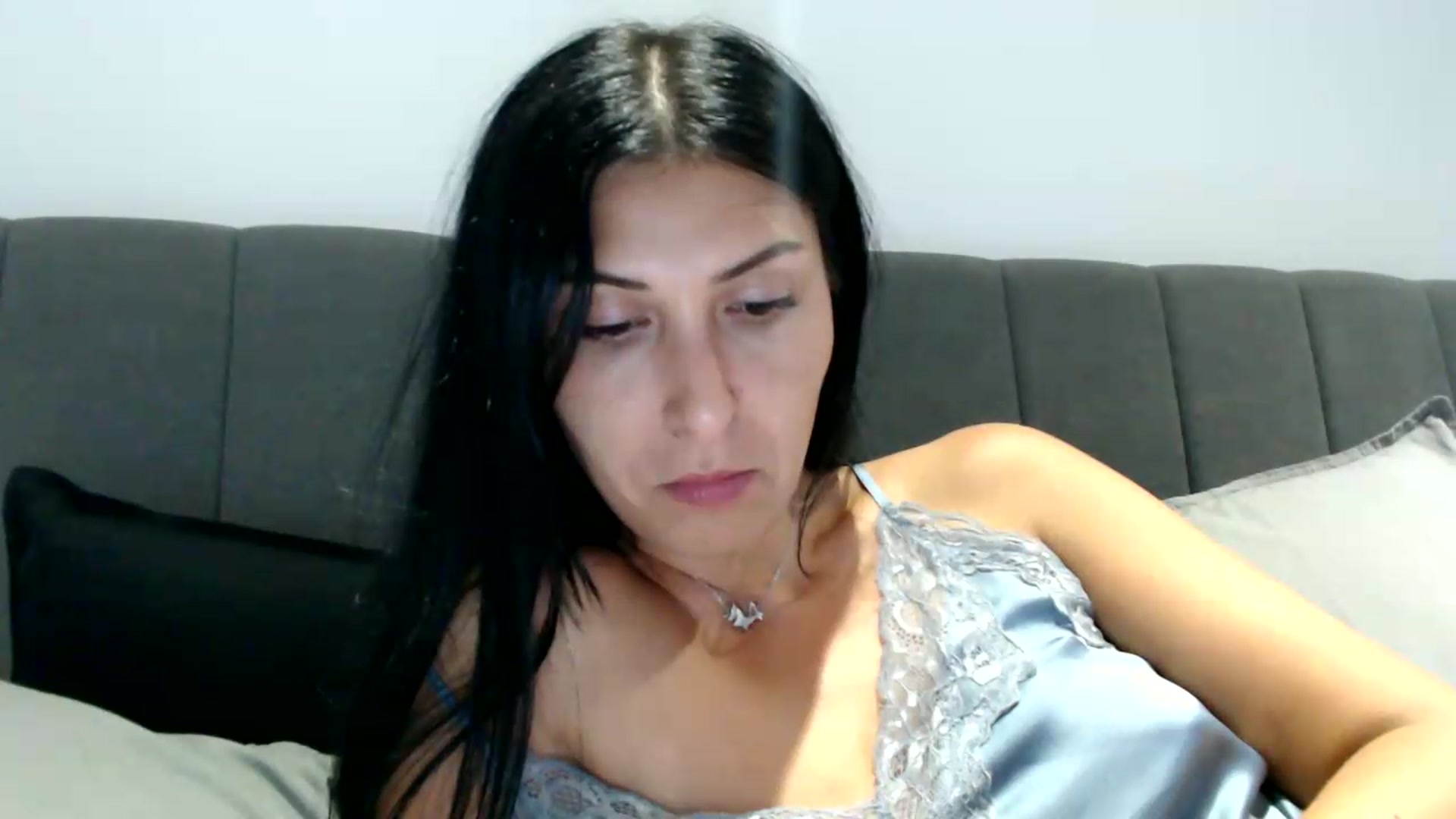 Gallery image thumbnail from ReyInna's myfreecams stream on, 08/11/2026, 17:32 image 17 of 20