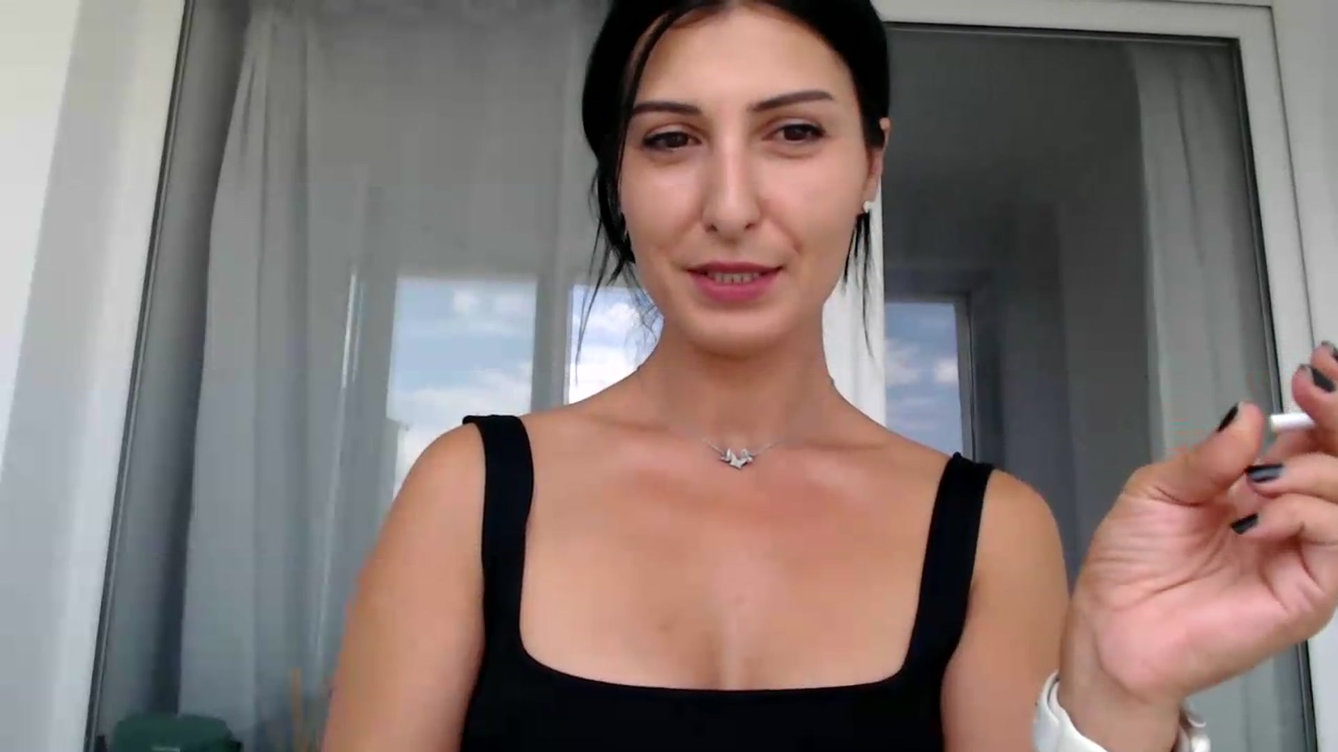 Gallery image thumbnail from ReyInna's myfreecams stream on, 08/14/2026, 10:04 image 4 of 20