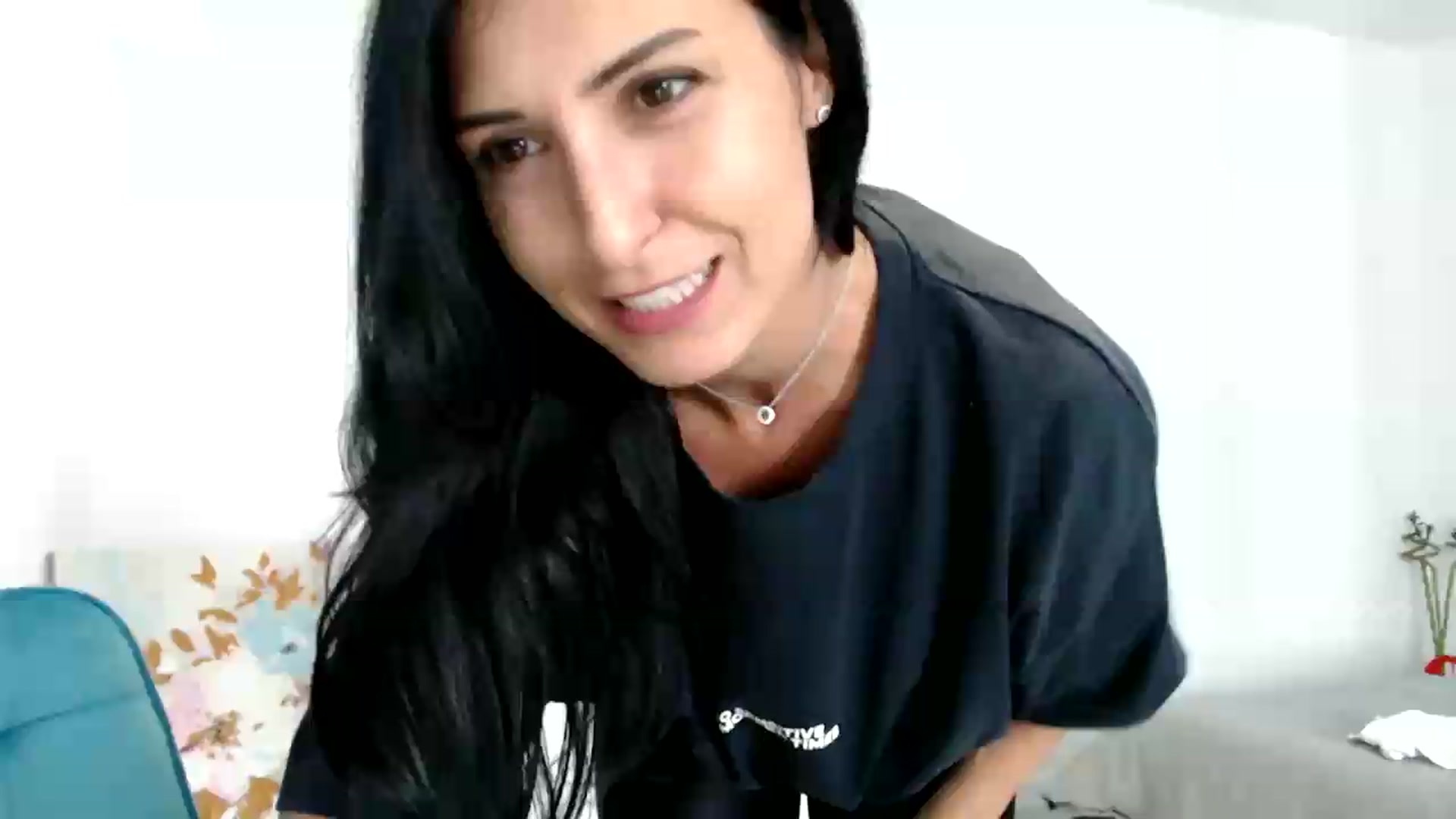 Gallery image thumbnail from ReyInna's myfreecams stream on, 08/27/2026, 12:19 image 3 of 20