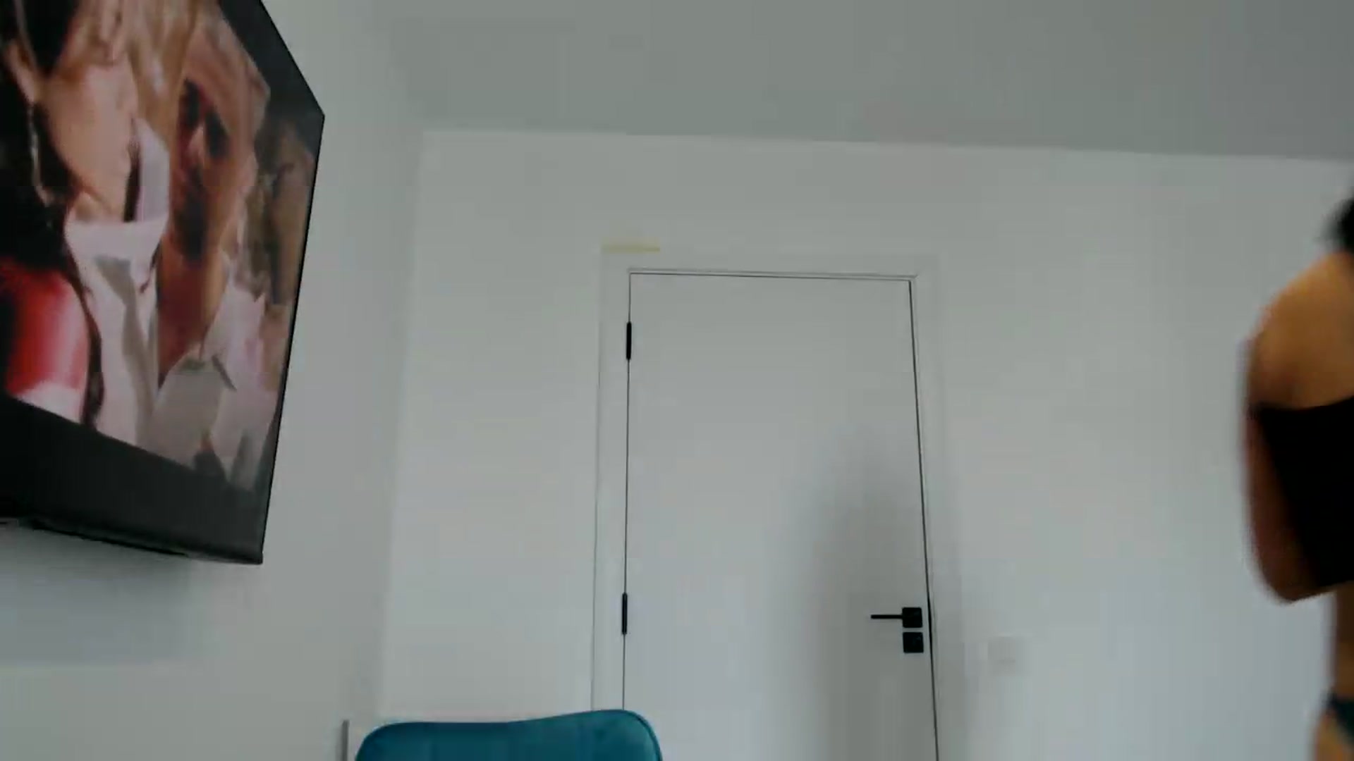 Gallery image thumbnail from ReyInna's myfreecams stream on, 08/27/2026, 12:19 image 13 of 20