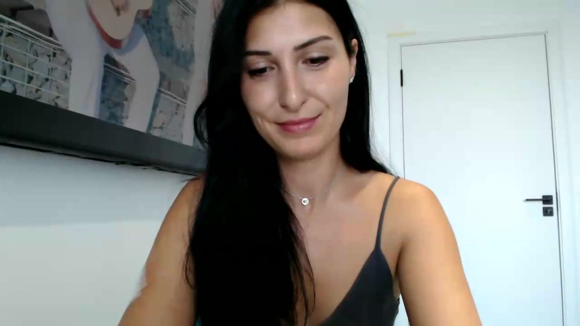 Gallery image thumbnail from ReyInna's myfreecams stream on, 08/28/2026, 09:43 image 9 of 20
