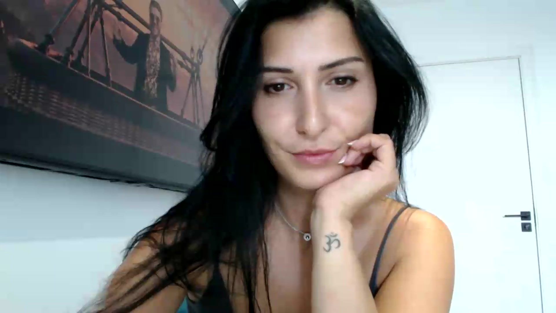Gallery image thumbnail from ReyInna's myfreecams stream on, 08/28/2026, 09:43 image 12 of 20