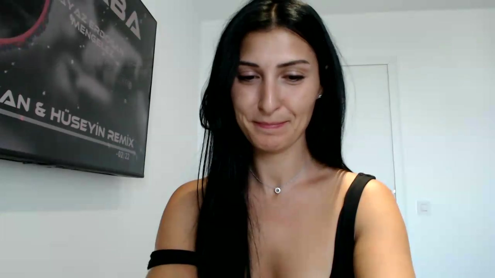 Gallery image thumbnail from ReyInna's myfreecams stream on, 08/28/2026, 11:11 image 17 of 20