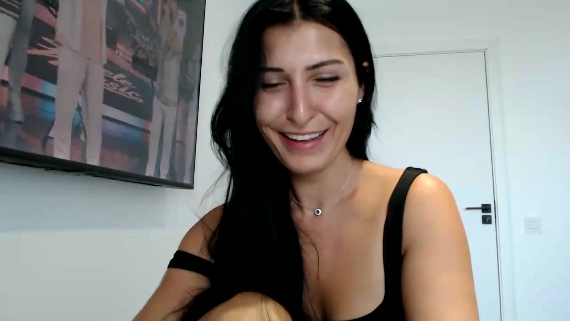 Gallery image thumbnail from ReyInna's myfreecams stream on, 08/28/2026, 11:11 image 12 of 20
