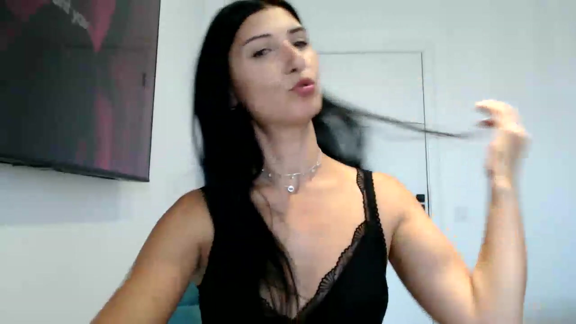 Gallery image thumbnail from ReyInna's myfreecams stream on, 08/29/2026, 12:56 image 4 of 20