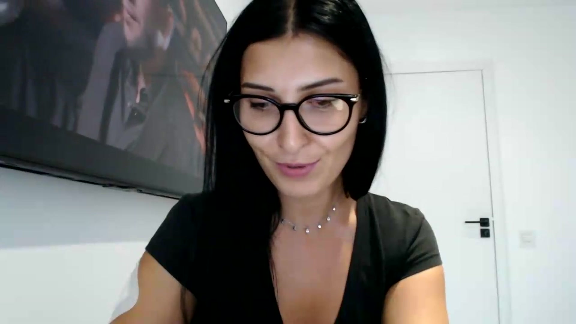 Gallery image thumbnail from ReyInna's myfreecams stream on, 08/31/2026, 17:04 image 14 of 20