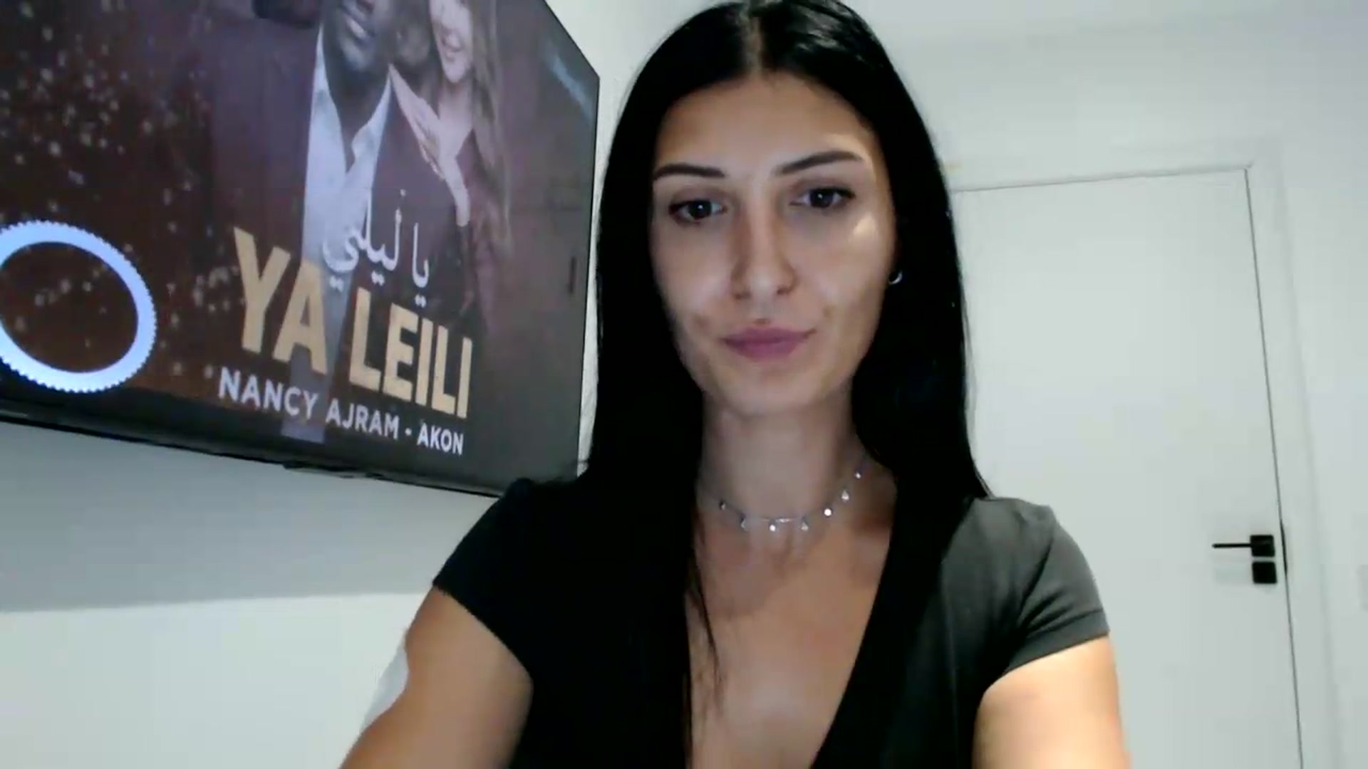 Gallery image thumbnail from ReyInna's myfreecams stream on, 08/31/2026, 17:41 image 4 of 20