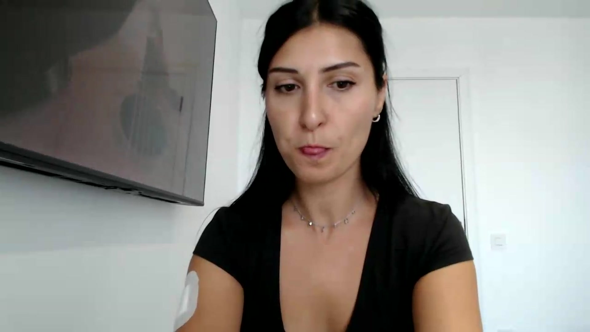 Gallery image thumbnail from ReyInna's myfreecams stream on, 09/01/2026, 11:29 image 4 of 20