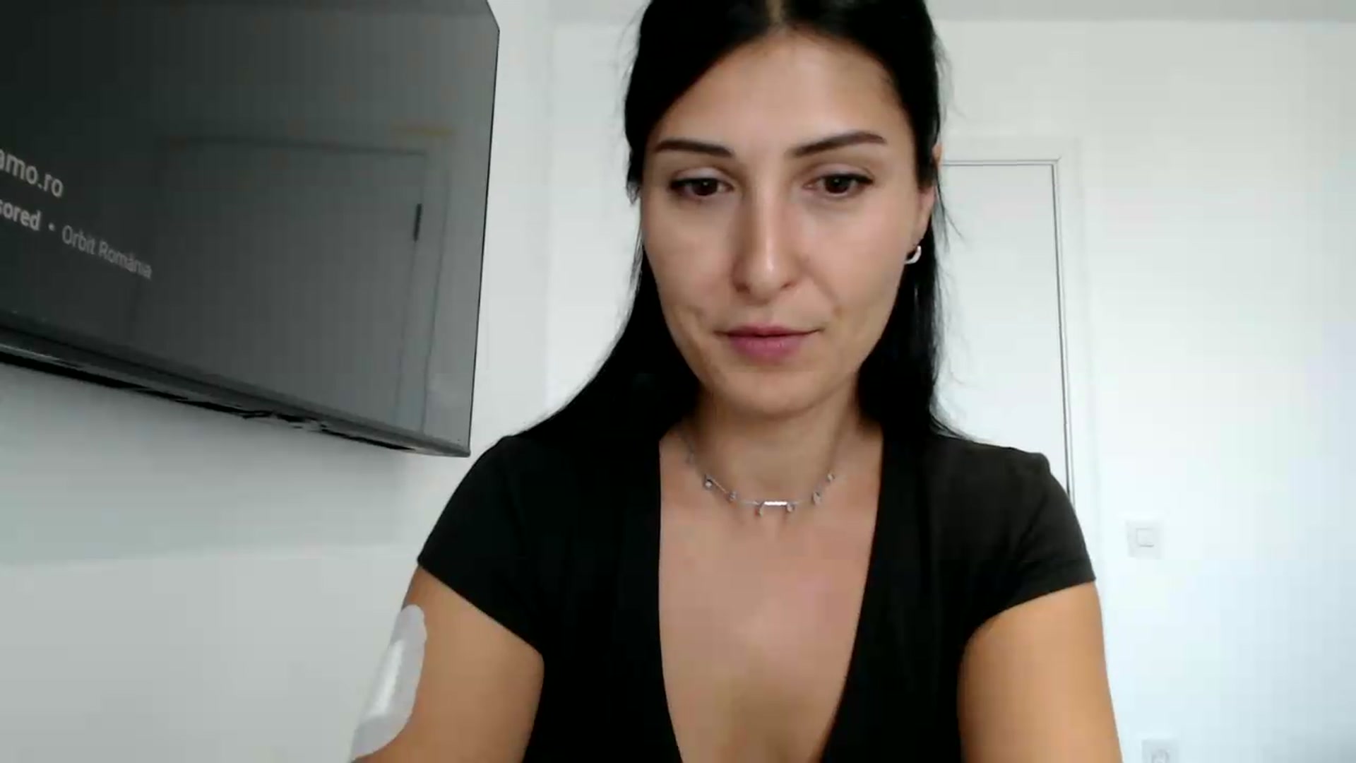 Gallery image thumbnail from ReyInna's myfreecams stream on, 09/01/2026, 11:29 image 8 of 20
