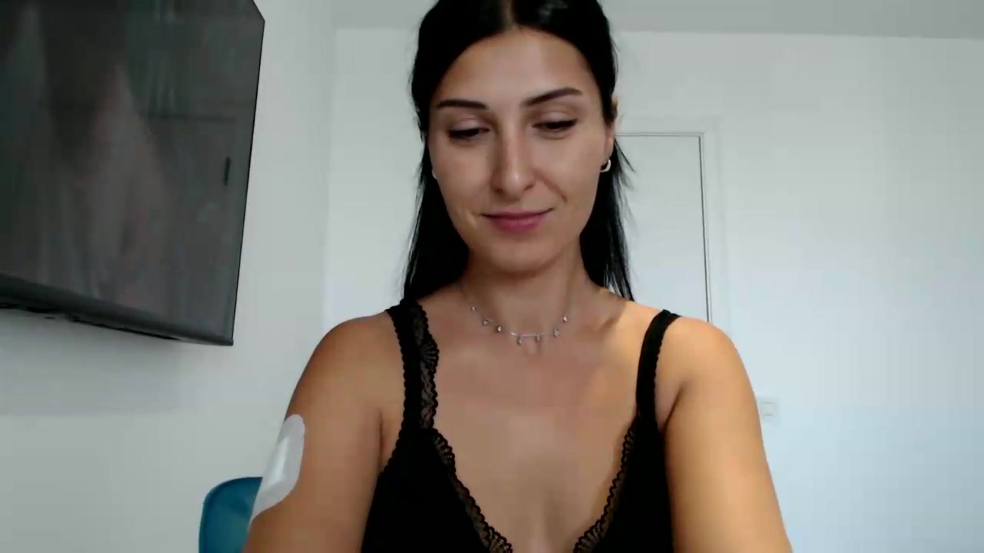 Gallery image thumbnail from ReyInna's myfreecams stream on, 09/01/2026, 11:29 image 18 of 20