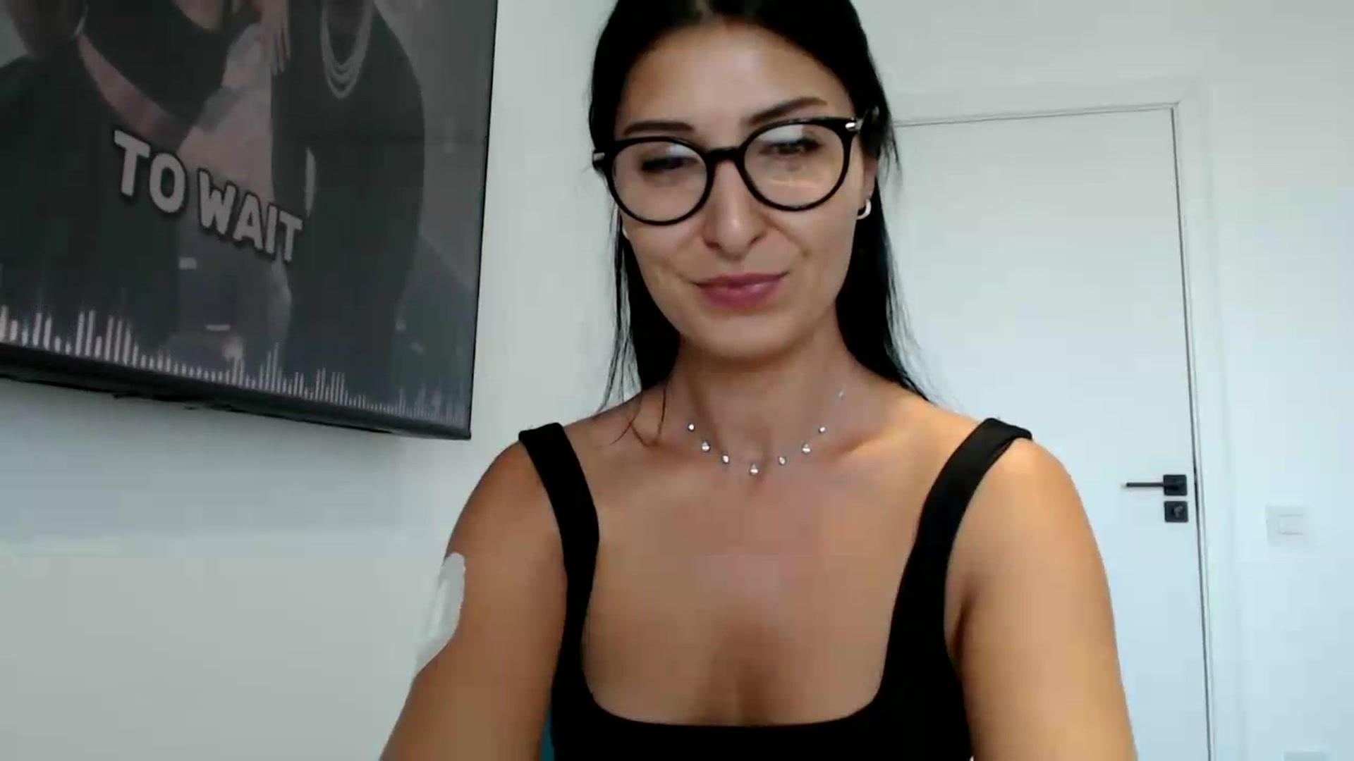 Gallery image thumbnail from ReyInna's myfreecams stream on, 09/02/2026, 11:20 image 7 of 20