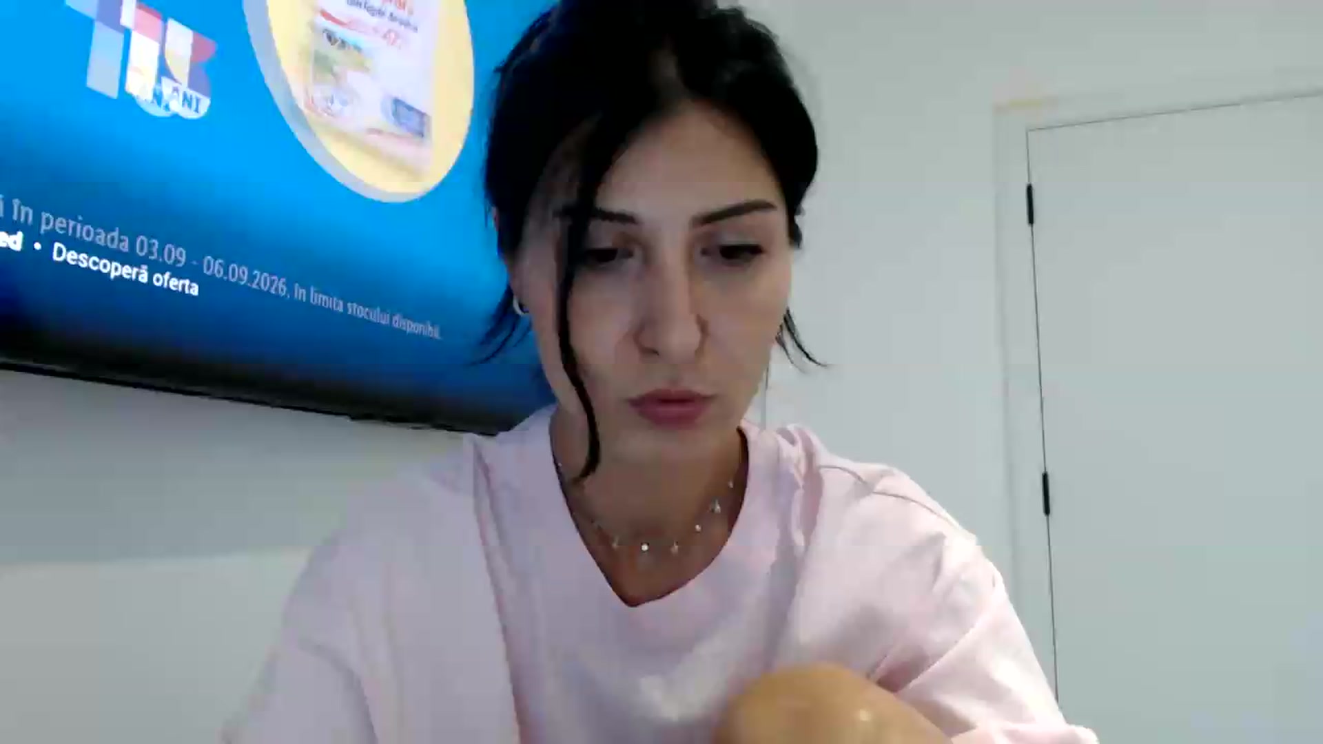 Gallery image thumbnail from ReyInna's myfreecams stream on, 09/04/2026, 16:39 image 9 of 20