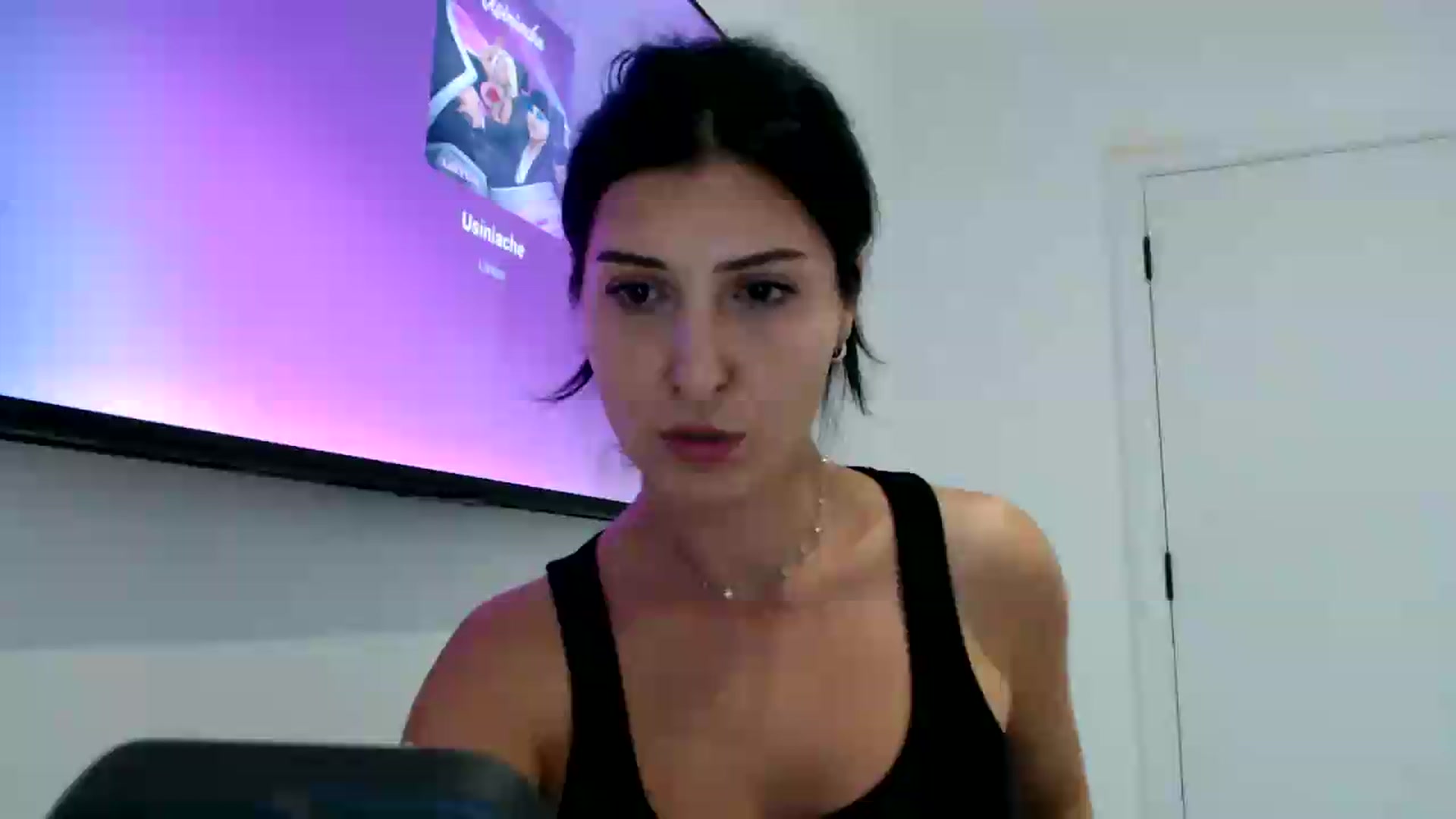 Gallery image thumbnail from ReyInna's myfreecams stream on, 09/04/2026, 16:39 image 15 of 20
