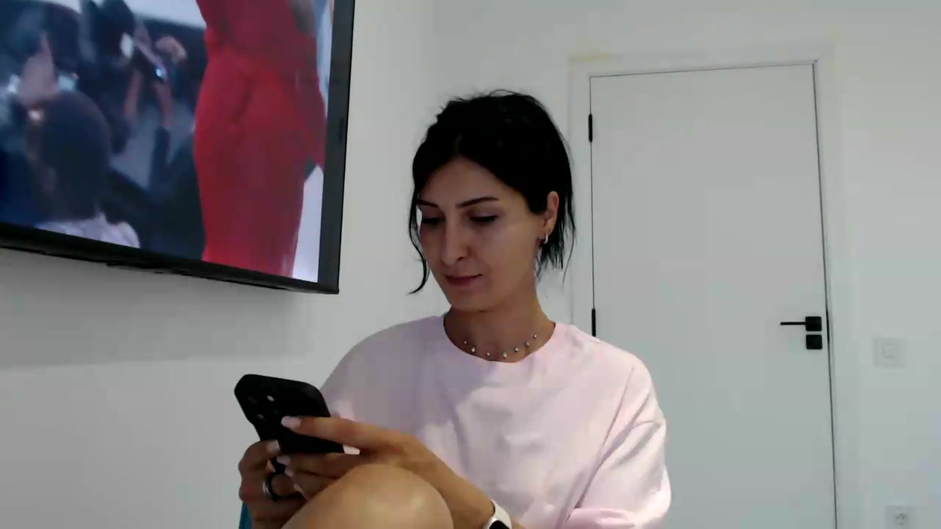 Gallery image thumbnail from ReyInna's myfreecams stream on, 09/04/2026, 16:39 image 5 of 20