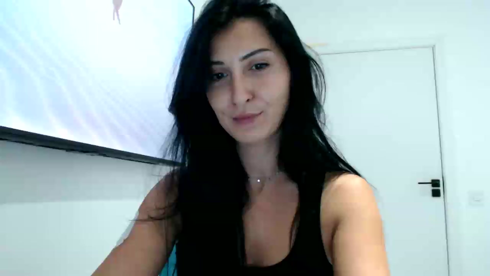 Gallery image thumbnail from ReyInna's myfreecams stream on, 09/04/2026, 17:07 image 7 of 20
