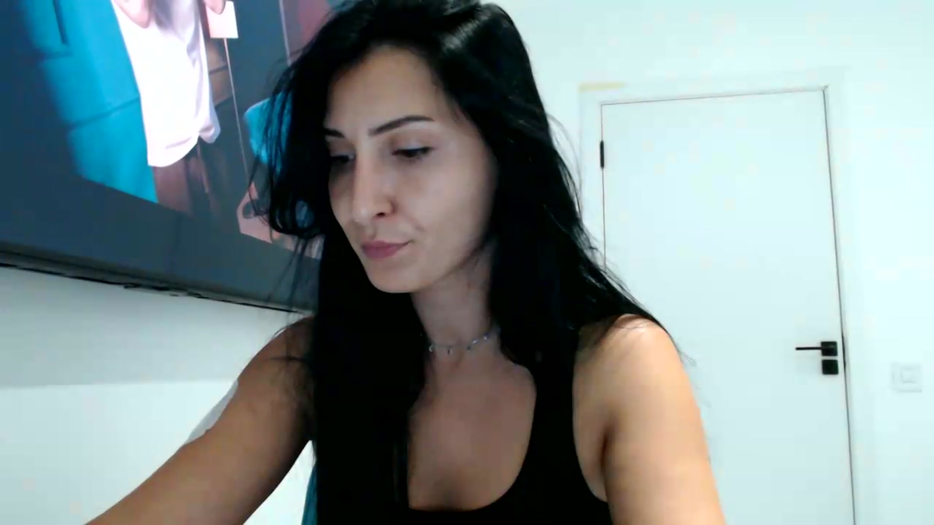 Gallery image thumbnail from ReyInna's myfreecams stream on, 09/04/2026, 17:07 image 6 of 20