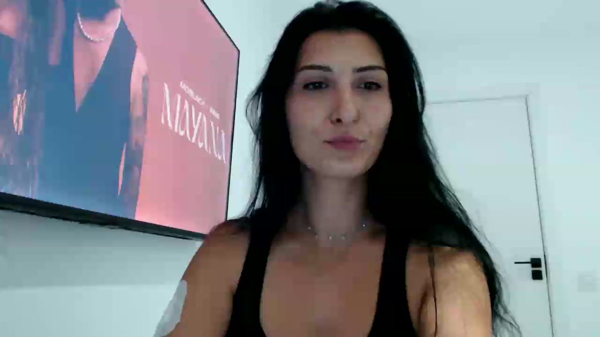 Gallery image thumbnail from ReyInna's myfreecams stream on, 09/04/2026, 17:07 image 16 of 20