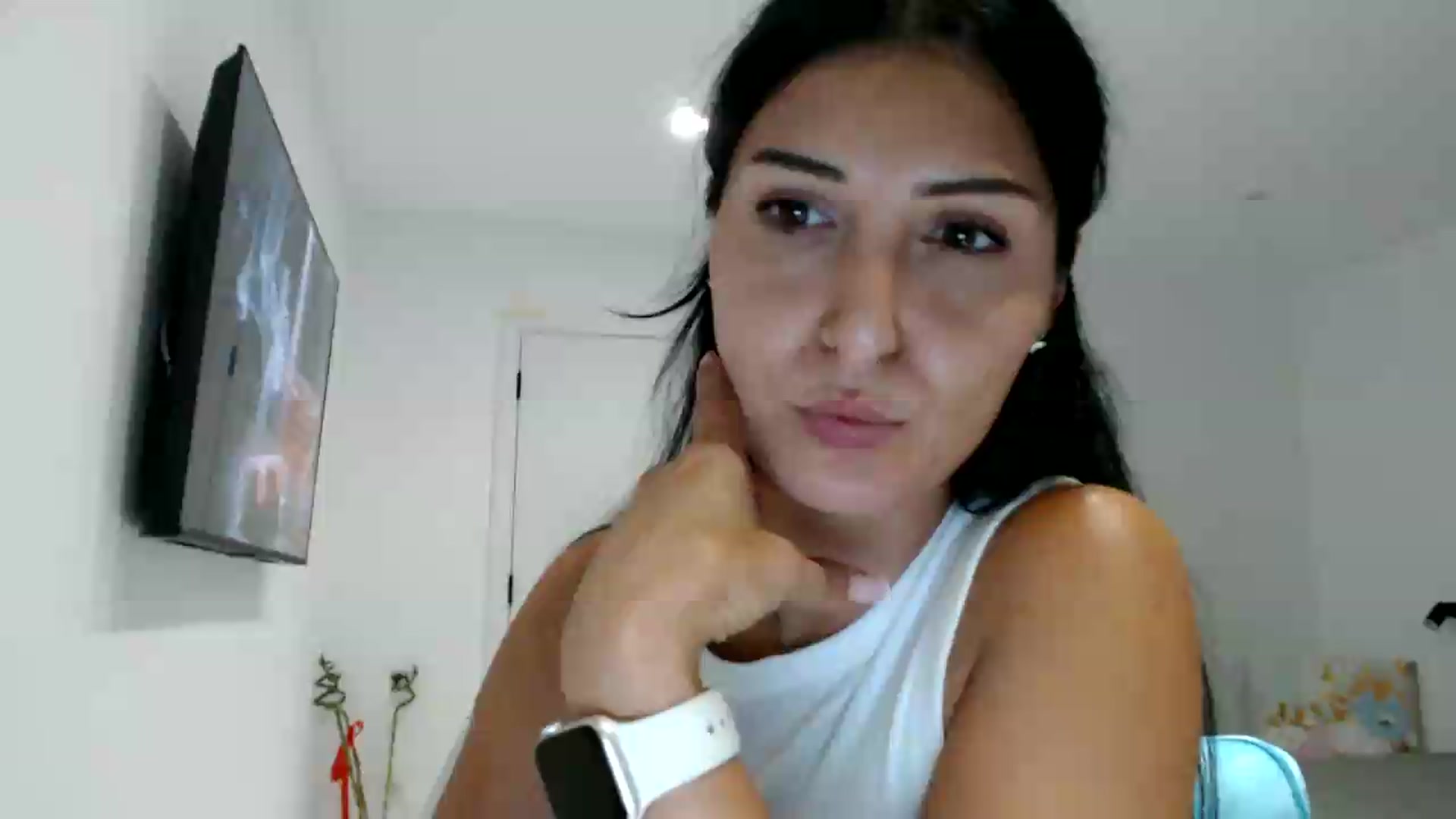 Gallery image thumbnail from ReyInna's myfreecams stream on, 09/07/2026, 18:14 image 20 of 20