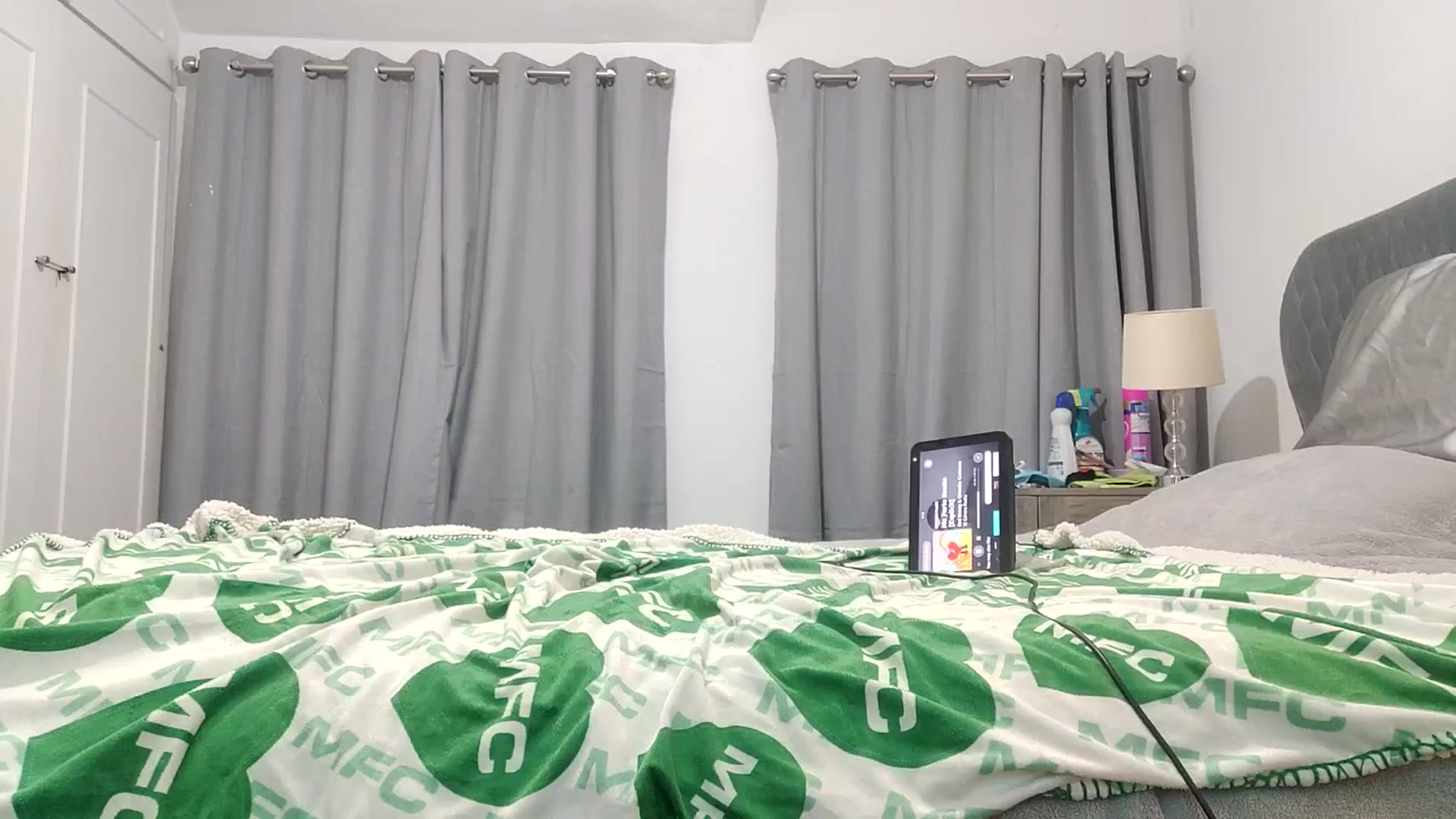 Gallery image thumbnail from RiaDiculous's myfreecams stream on, 08/10/2025, 24:01 image 16 of 20