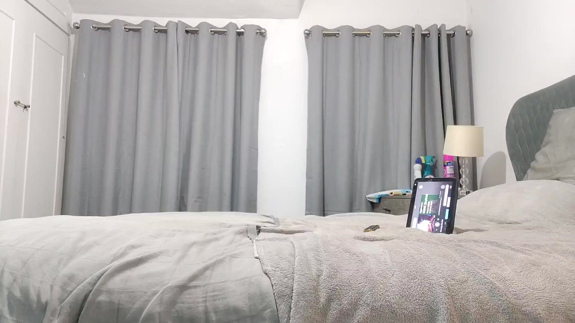 Gallery image thumbnail from RiaDiculous's myfreecams stream on, 08/27/2025, 24:02 image 16 of 20