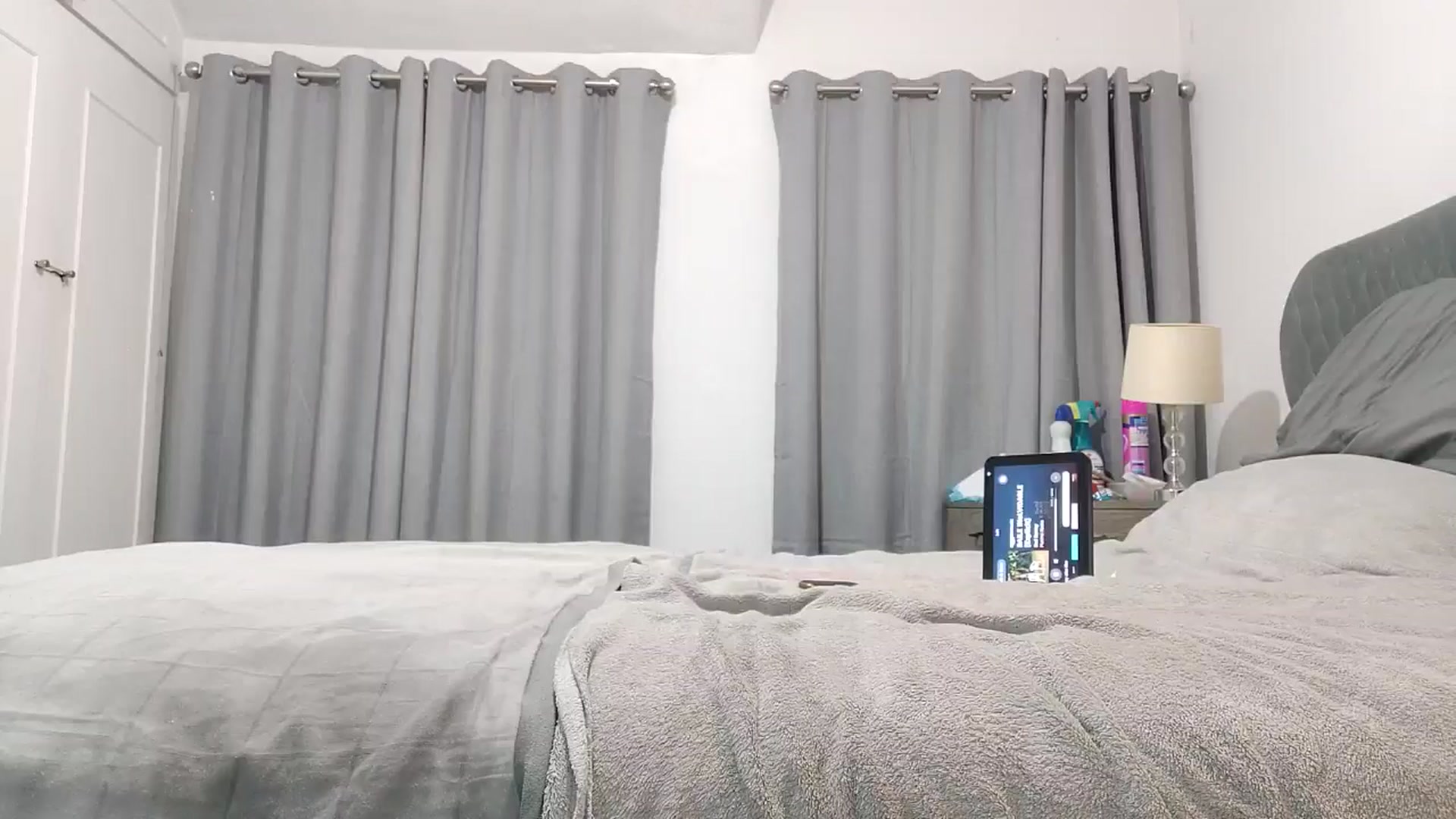 Gallery image thumbnail from RiaDiculous's myfreecams stream on, 08/31/2025, 03:26 image 10 of 20