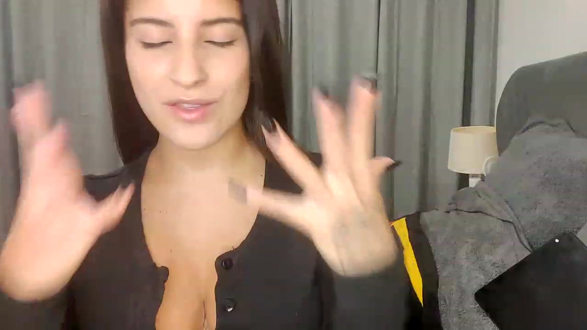 Gallery image thumbnail from RiaMartinez's myfreecams stream on, 12/16/2022, 24:30 image 12 of 20