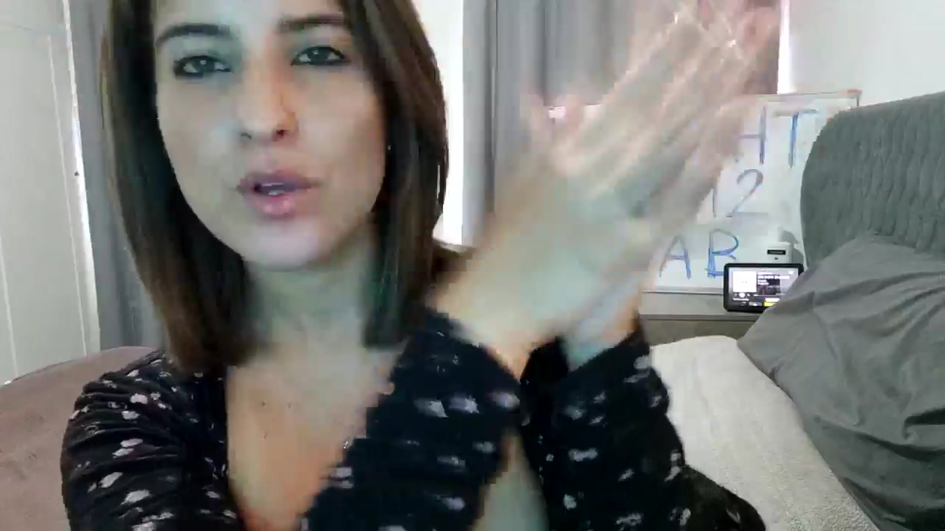 Gallery image thumbnail from RiaMartinez's myfreecams stream on, 09/05/2024, 12:43 image 19 of 20