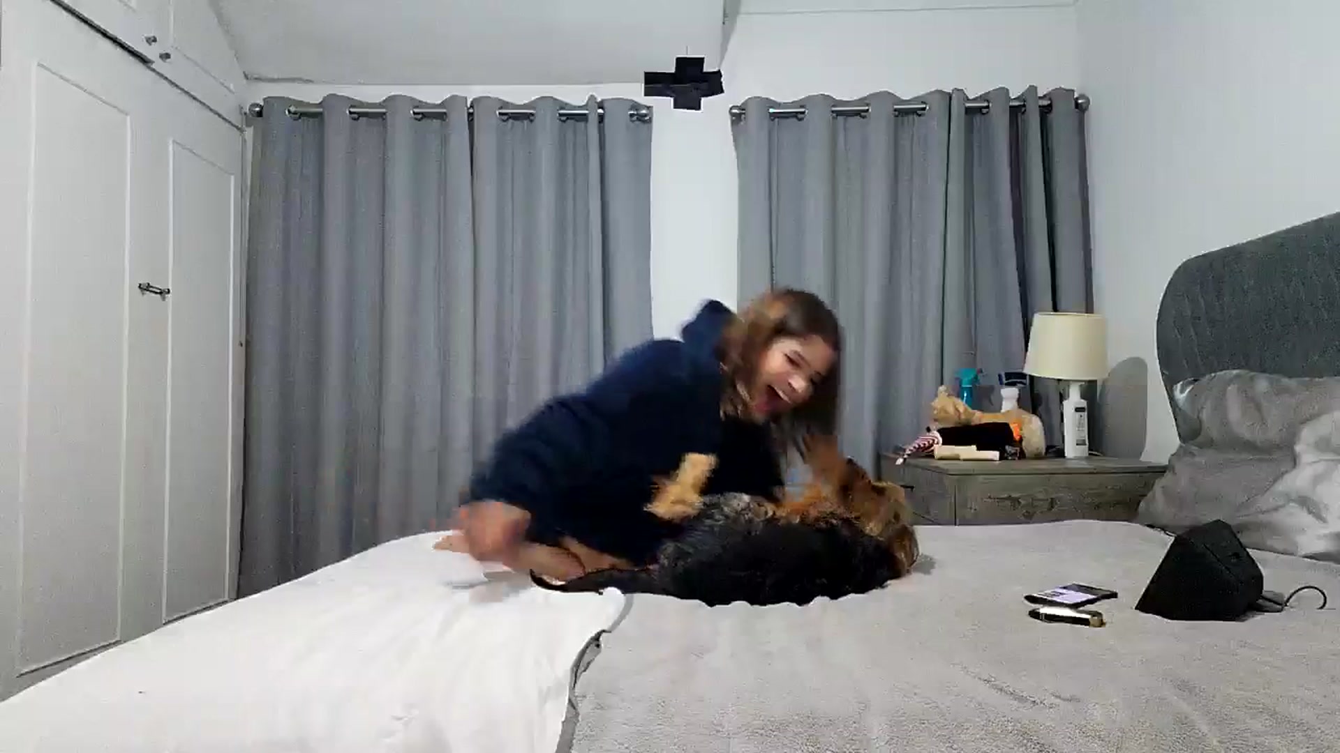 Gallery image thumbnail from RiaMartinez's myfreecams stream on, 12/25/2024, 02:48 image 18 of 20