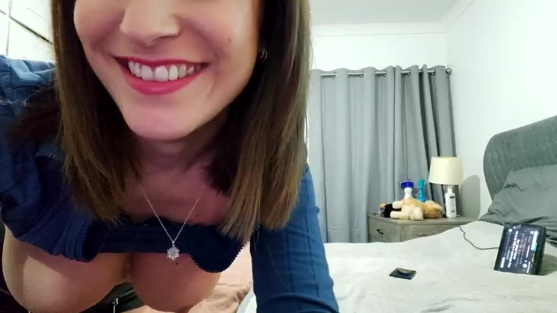 Gallery image thumbnail from RiaMartinez's myfreecams stream on, 01/04/2025, 01:08 image 7 of 20