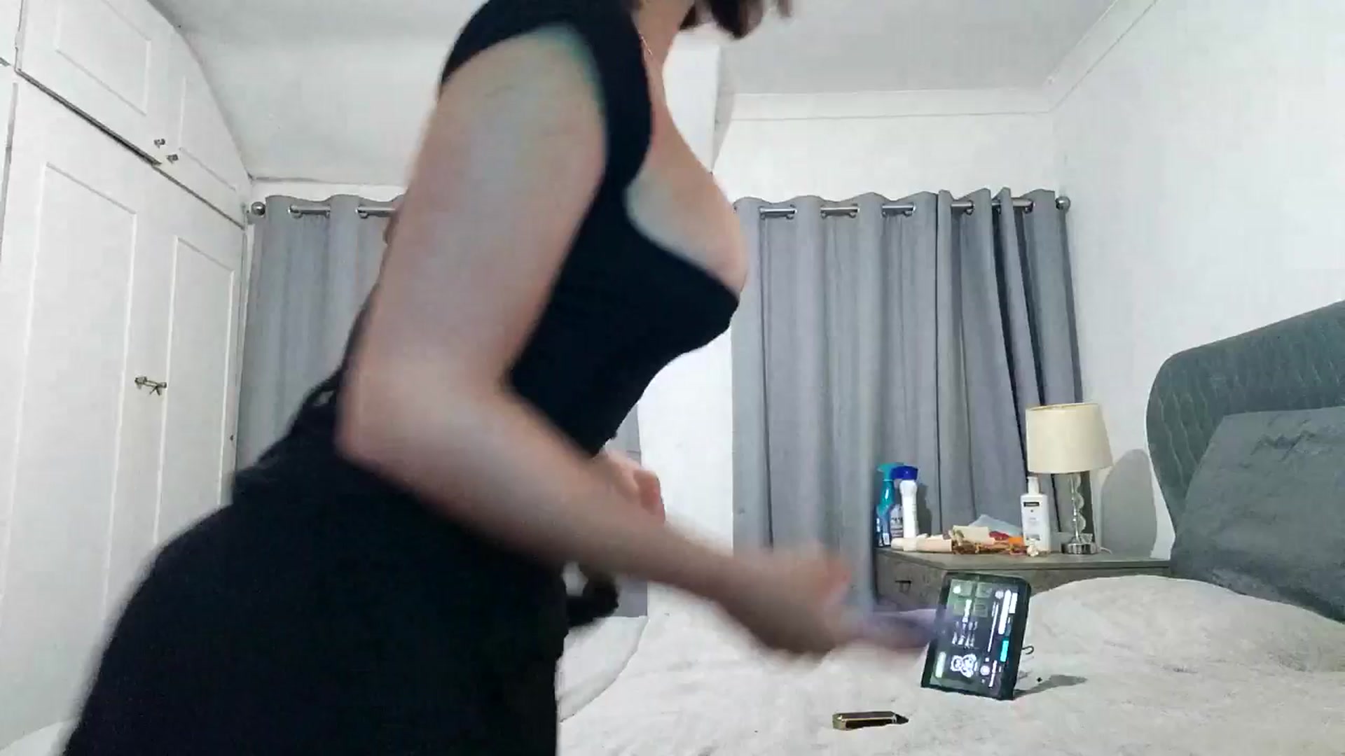 Gallery image thumbnail from RiaMartinez's myfreecams stream on, 04/18/2025, 24:07 image 1 of 20