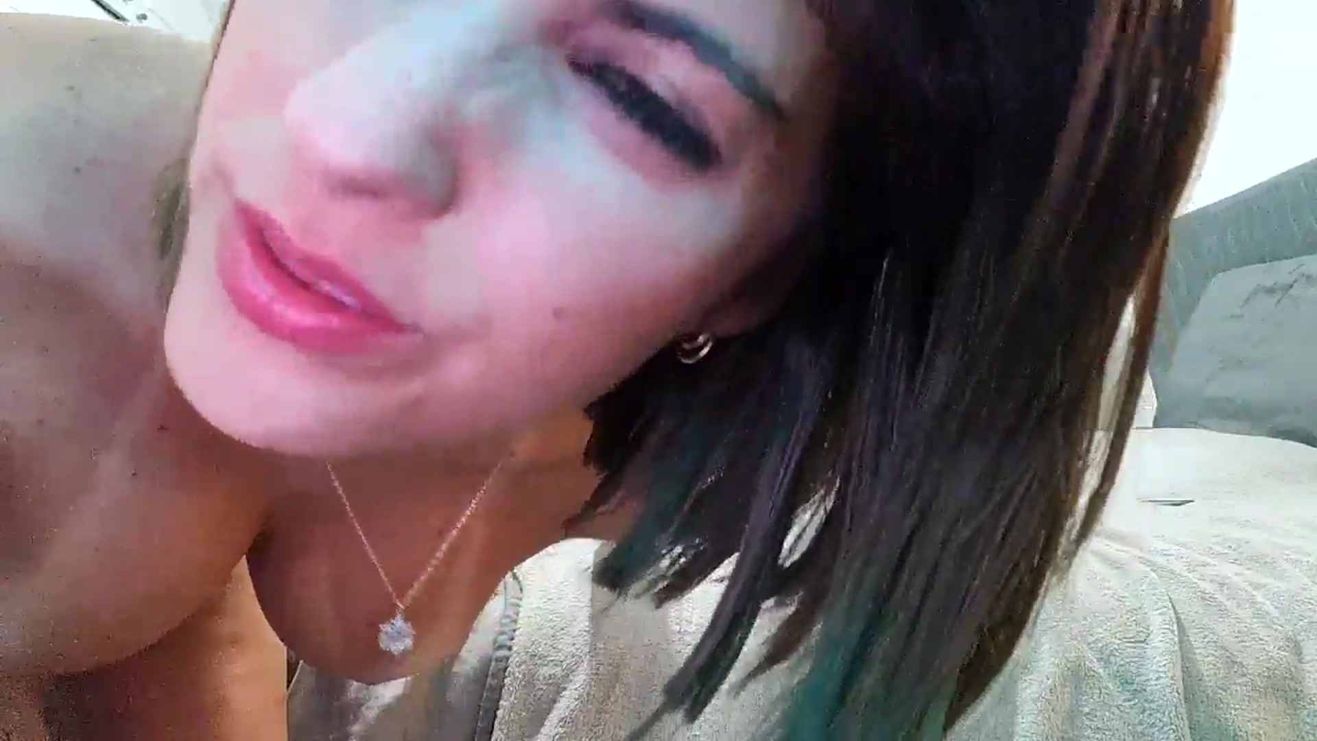 Gallery image thumbnail from RiaMartinez's myfreecams stream on, 04/18/2025, 24:21 image 8 of 20