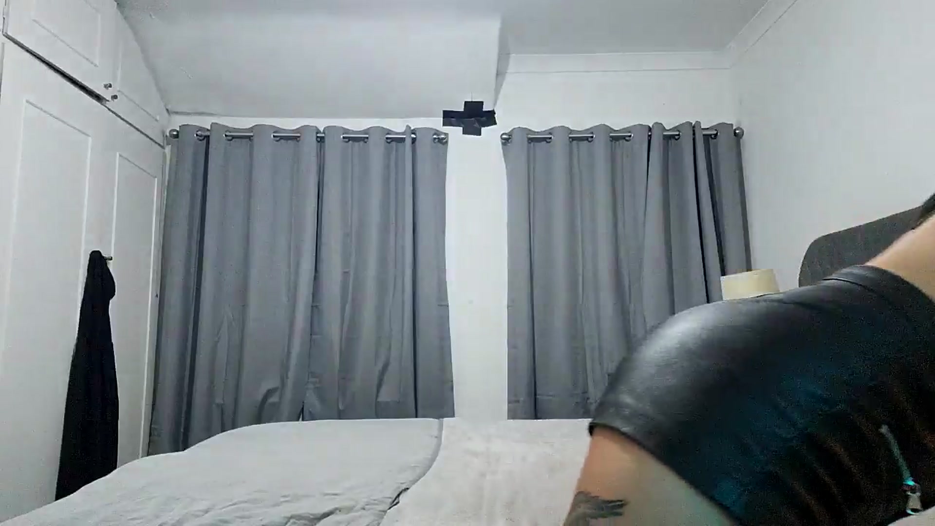 Gallery image thumbnail from RiaMartinez's myfreecams stream on, 05/04/2025, 03:16 image 3 of 20