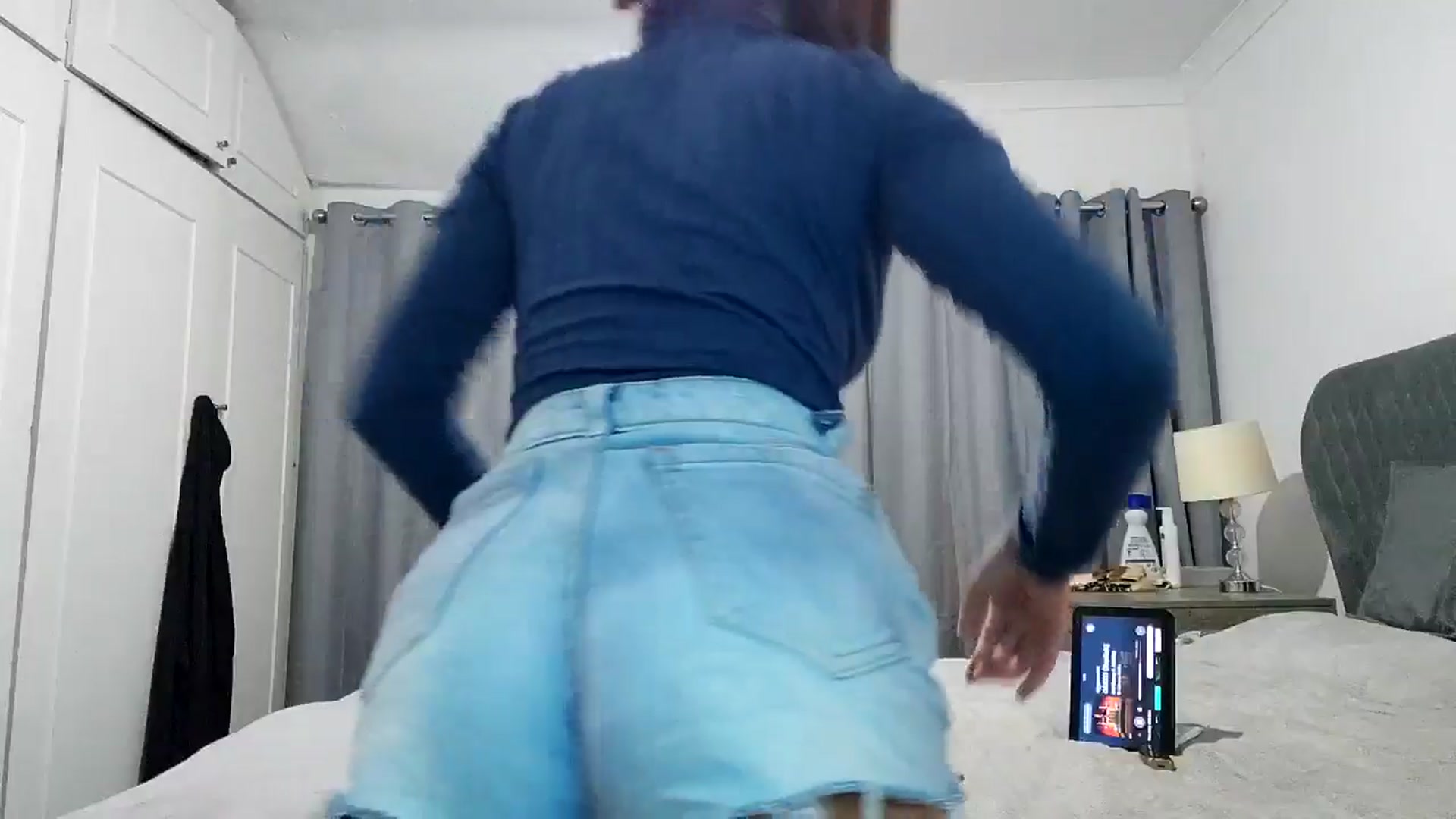 Gallery image thumbnail from RiaMartinez's myfreecams stream on, 05/06/2025, 01:44 image 9 of 20