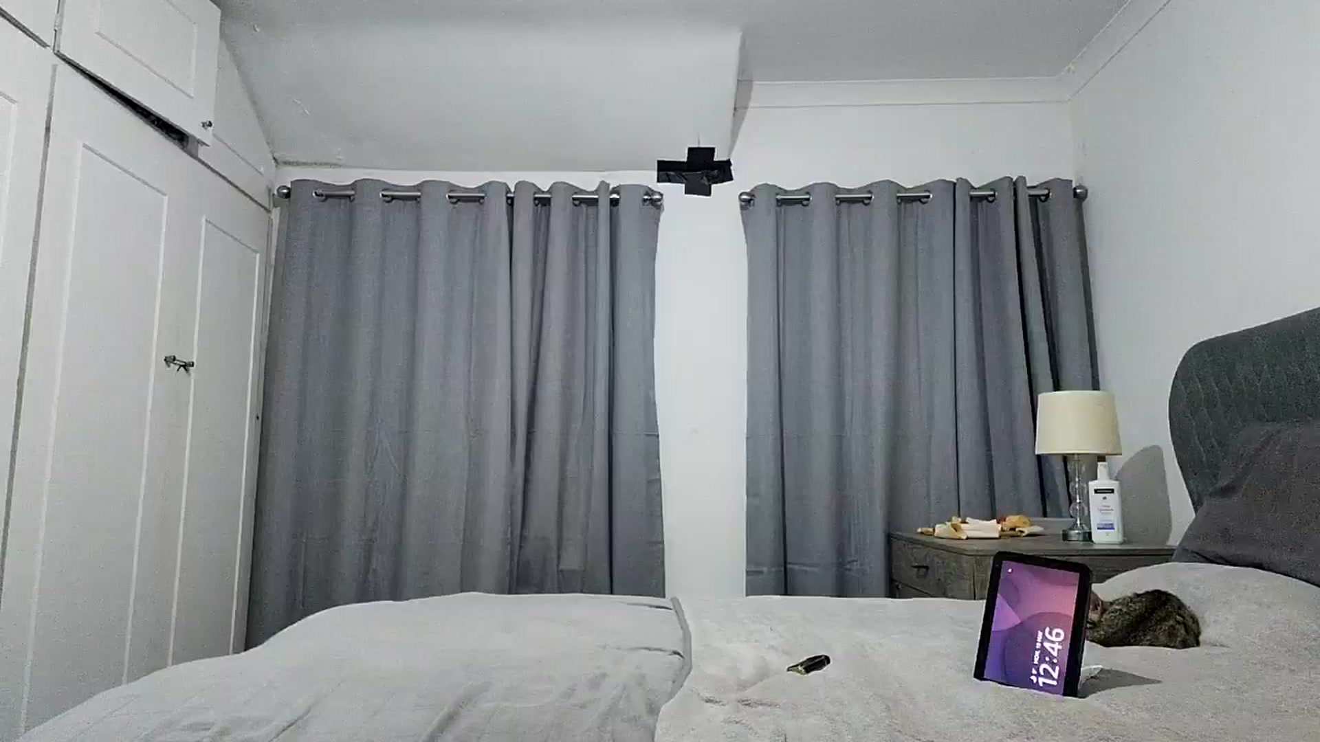 Gallery image thumbnail from RiaMartinez's myfreecams stream on, 05/19/2025, 24:16 image 17 of 20