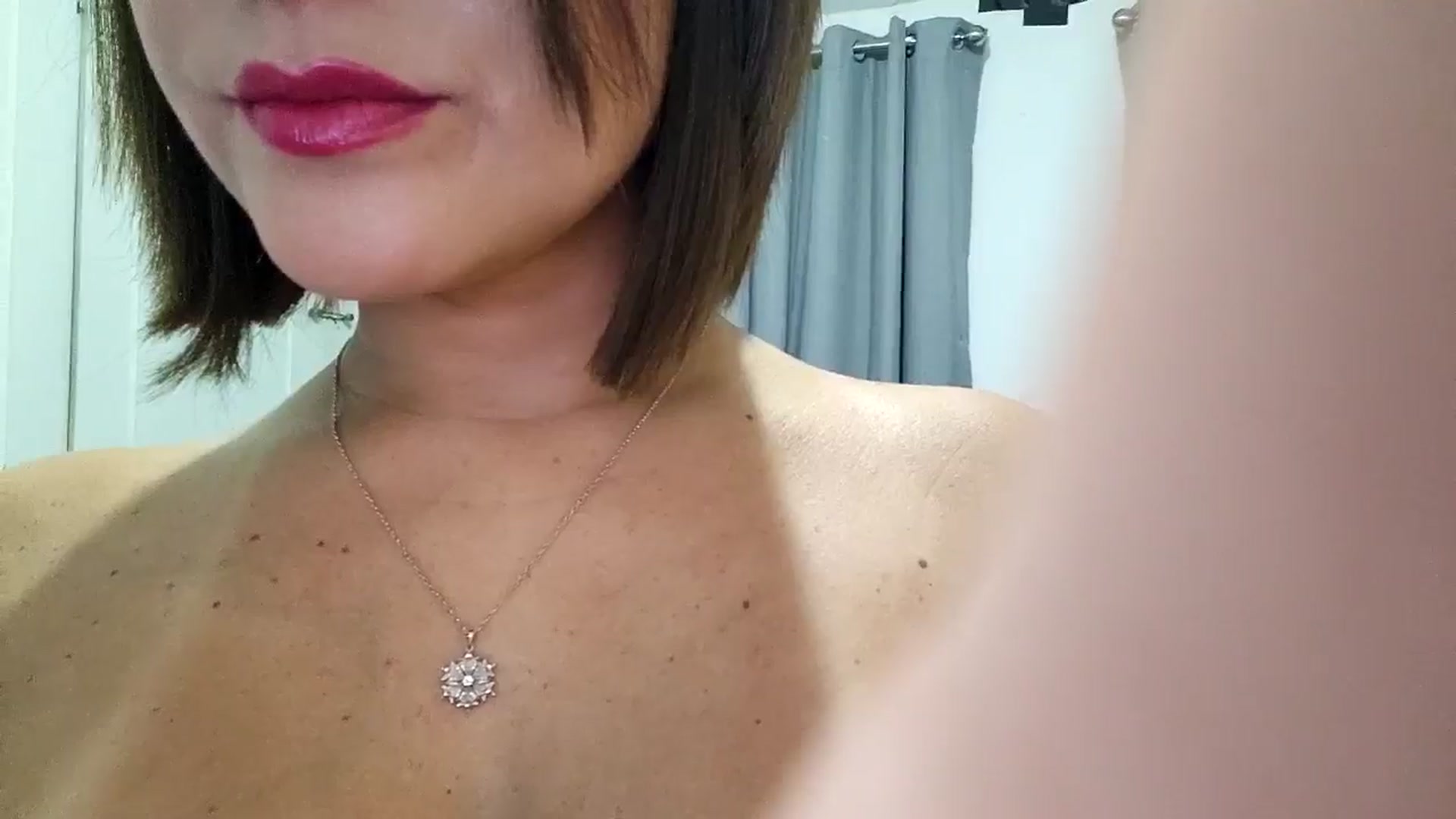 Gallery image thumbnail from RiaMartinez's myfreecams stream on, 05/21/2025, 24:36 image 4 of 20