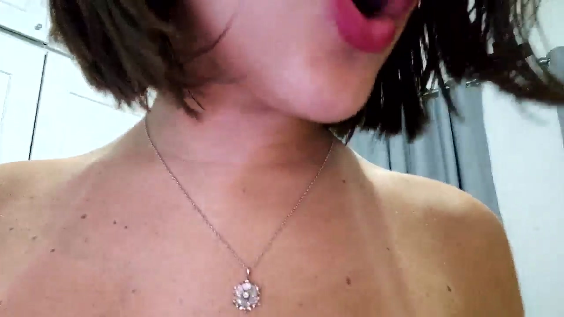 Gallery image thumbnail from RiaMartinez's myfreecams stream on, 05/24/2025, 05:21 image 3 of 20