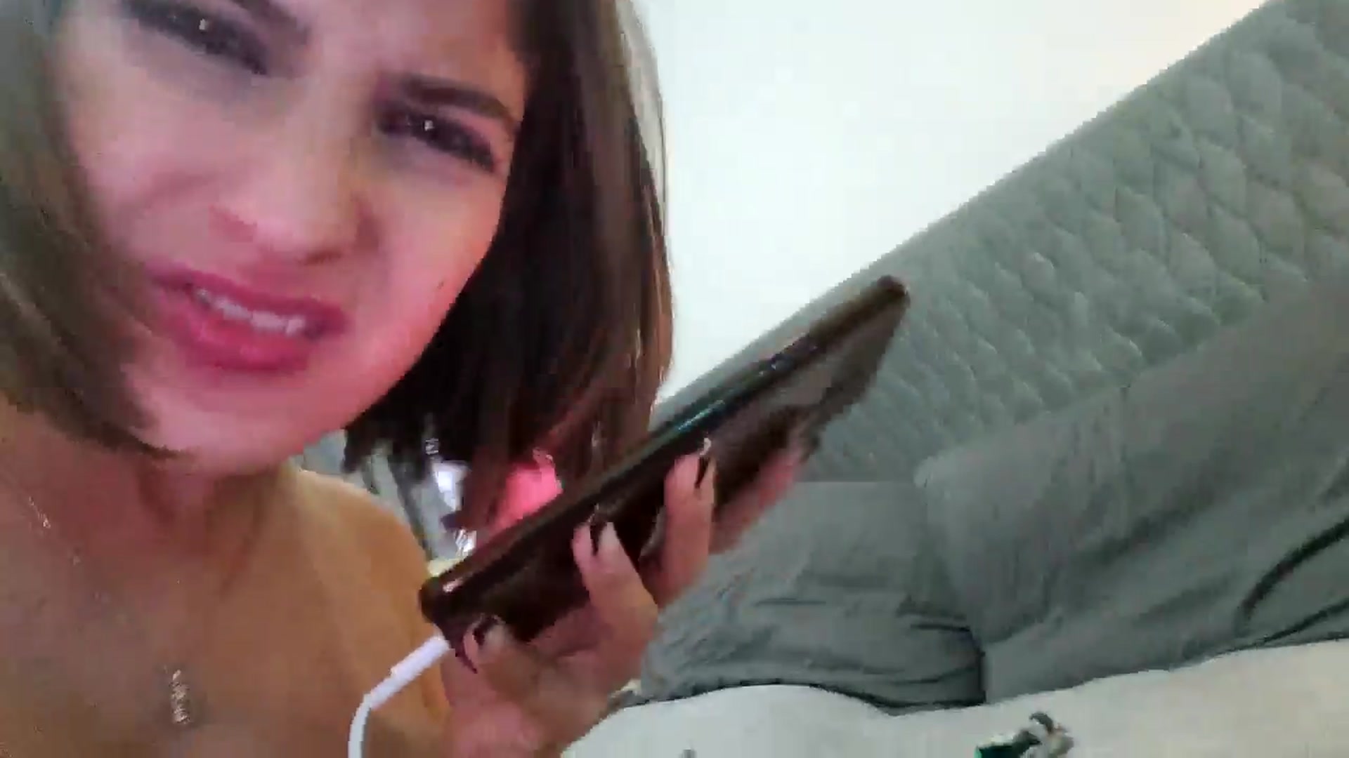Gallery image thumbnail from RiaMartinez's myfreecams stream on, 06/02/2025, 04:59 image 15 of 20