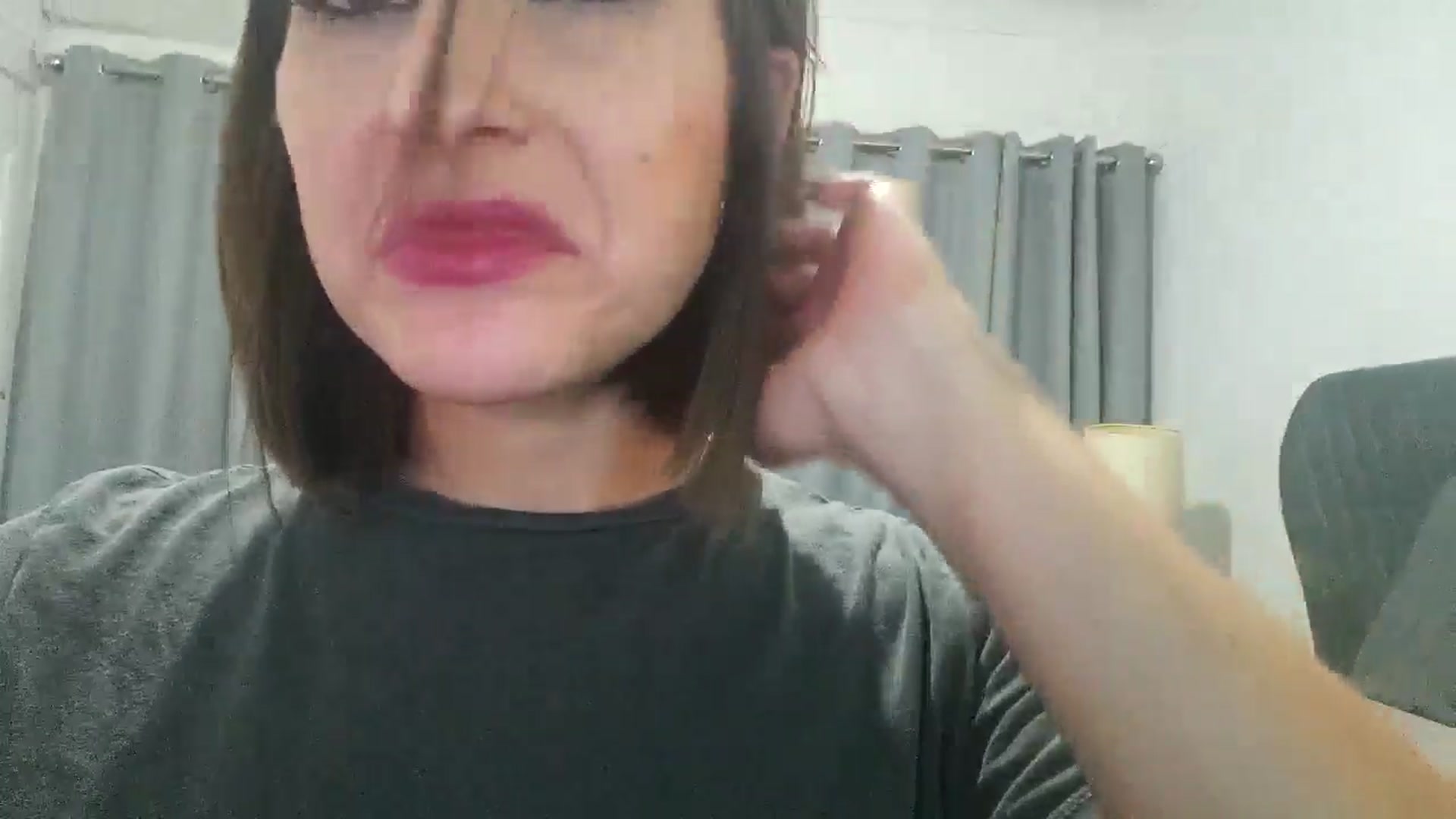 Gallery image thumbnail from RiaMartinez's myfreecams stream on, 06/06/2025, 02:22 image 9 of 20